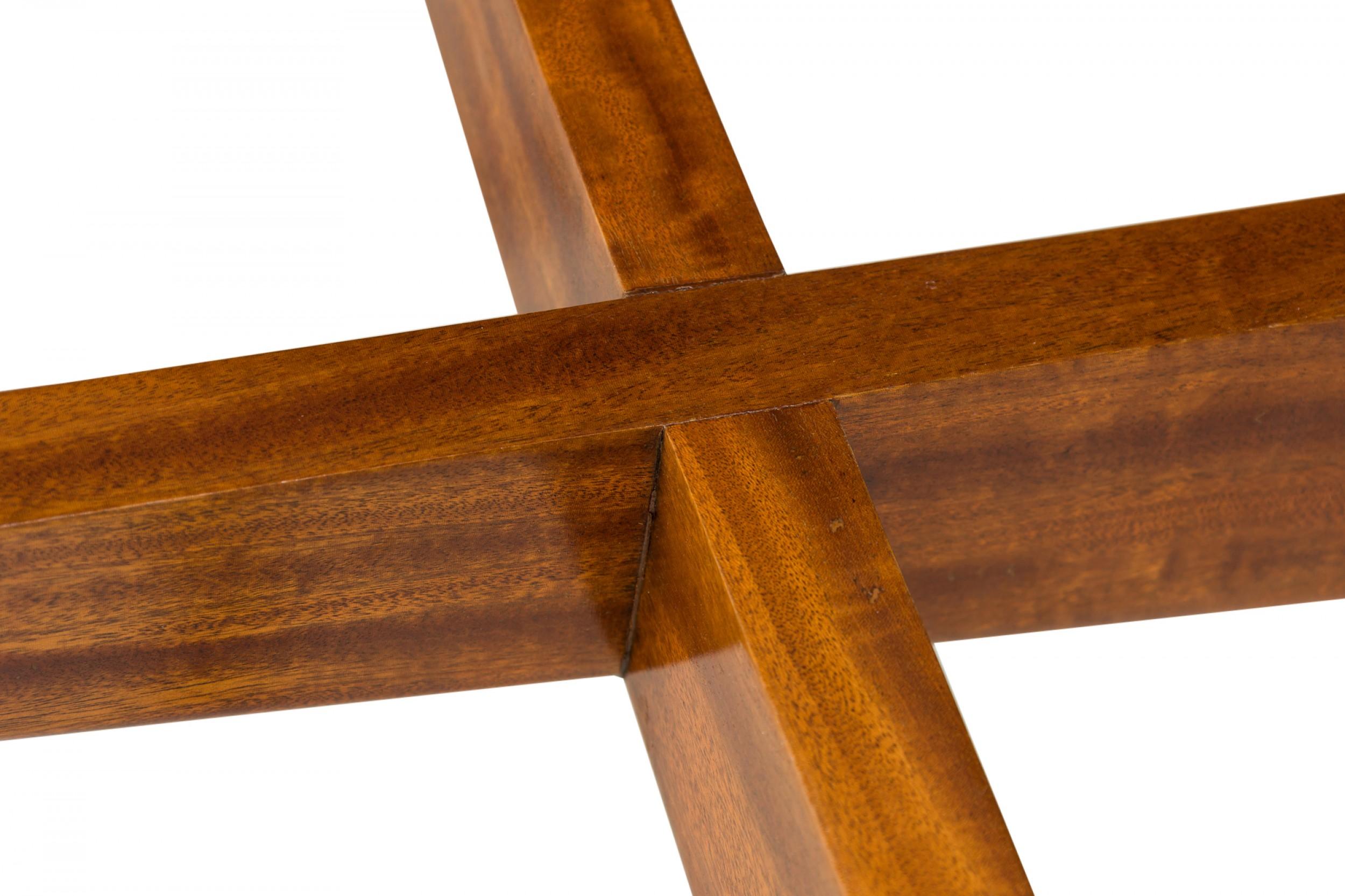 20ième siècle Table de salle à manger en acajou Gio Ponti Mid-Century Italian Modern en vente