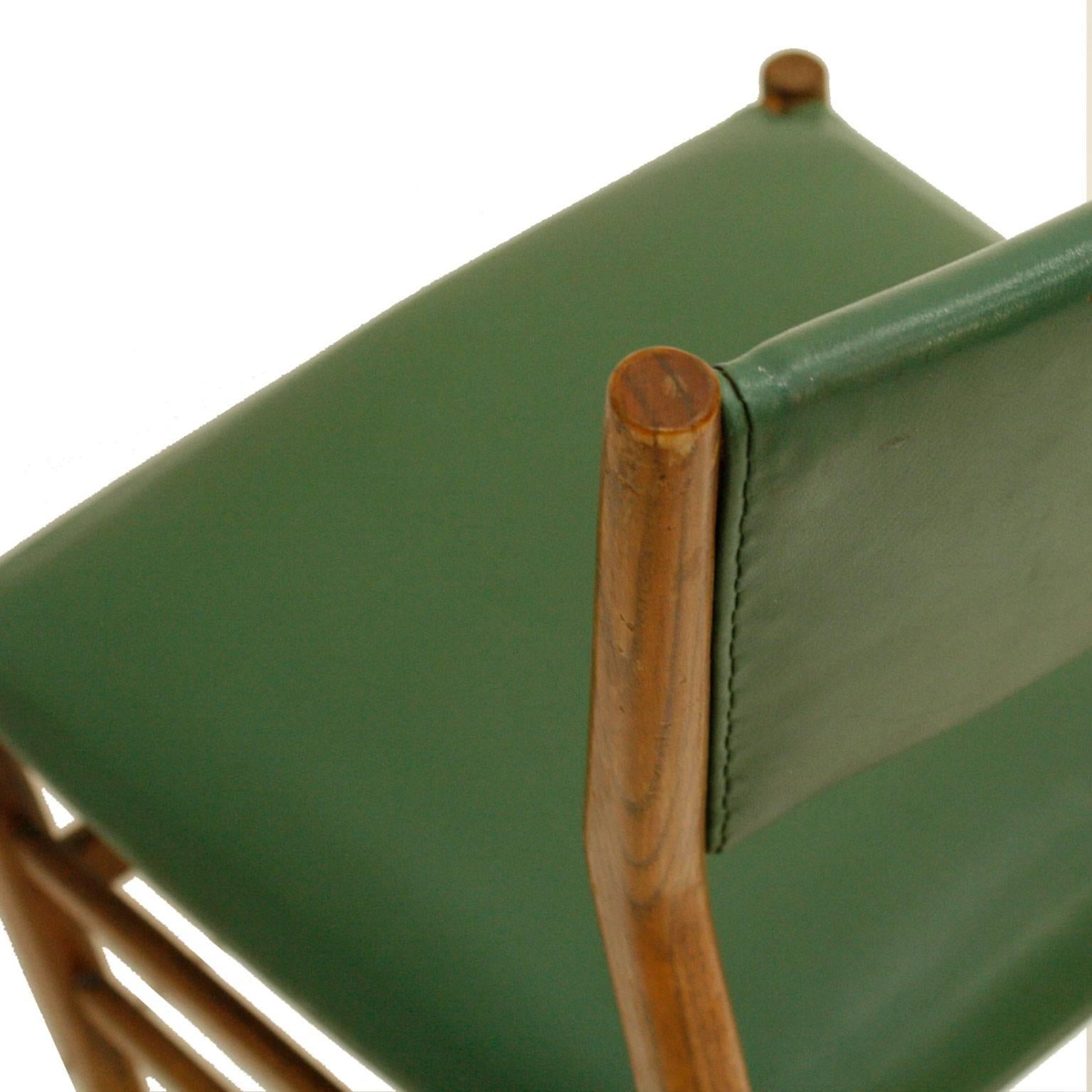 Gio Ponti Moderne italienische Stühle aus Essholz „Leggera 646“ aus der Mitte des Jahrhunderts, 1950er Jahre im Zustand „Gut“ im Angebot in Madrid, ES