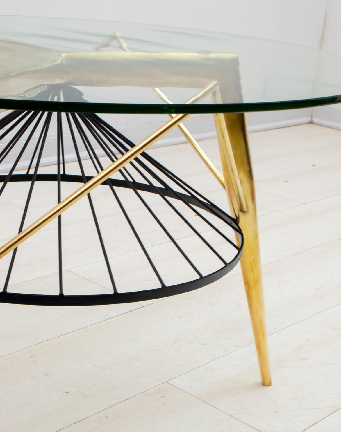 Gio Ponti Mid-Century Modern Brass Round Coffee Table for Singer & Sons, 1950s 2