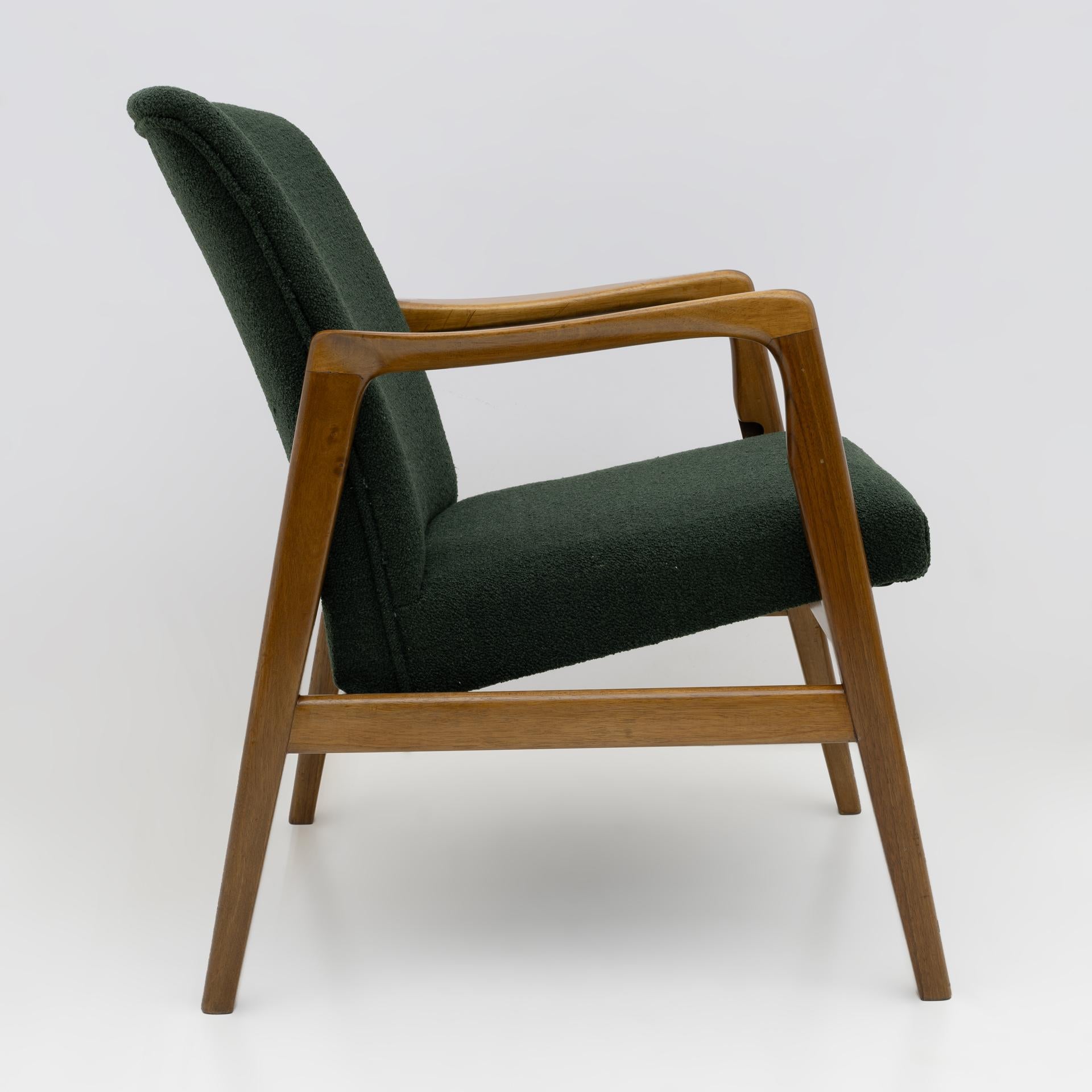 Mid-20th Century Gio Ponti Mid-century Modern Italian Armchair for Cassini, 1960s For Sale