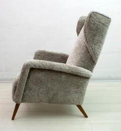Gio Ponti Mid-Century Modern Italian Chenille Velvet Alata Lounge Chair, 1950s