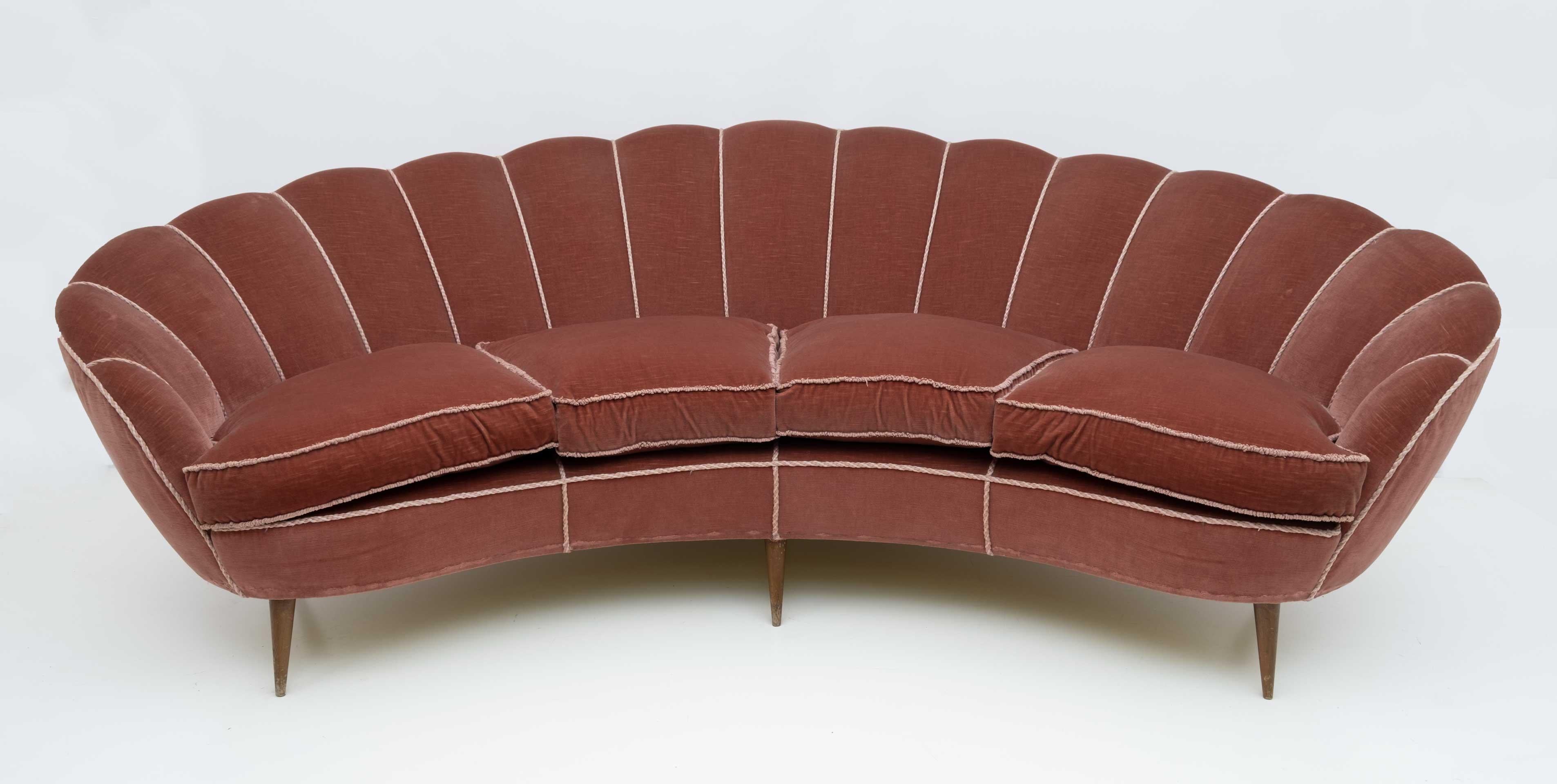 Velvet Attributed Gio Ponti Mid-Century Modern Italian Curved Sofa by ISA Bergamo, 50s For Sale