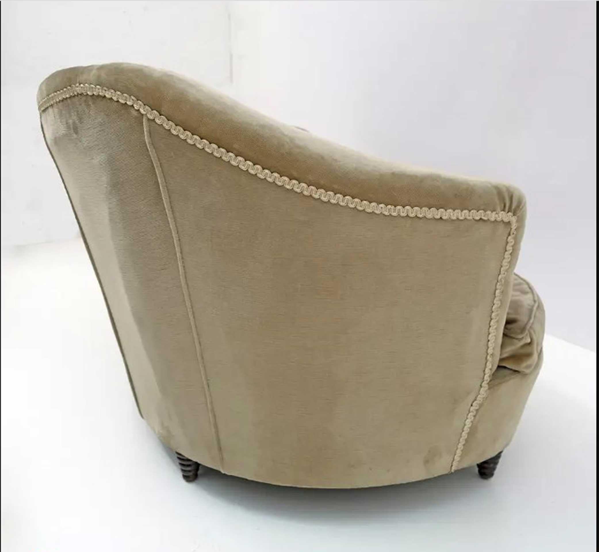 Velvet Attributed Gio Ponti Mid-Century Modern Italian Sofa for Casa E Giardino, 1938