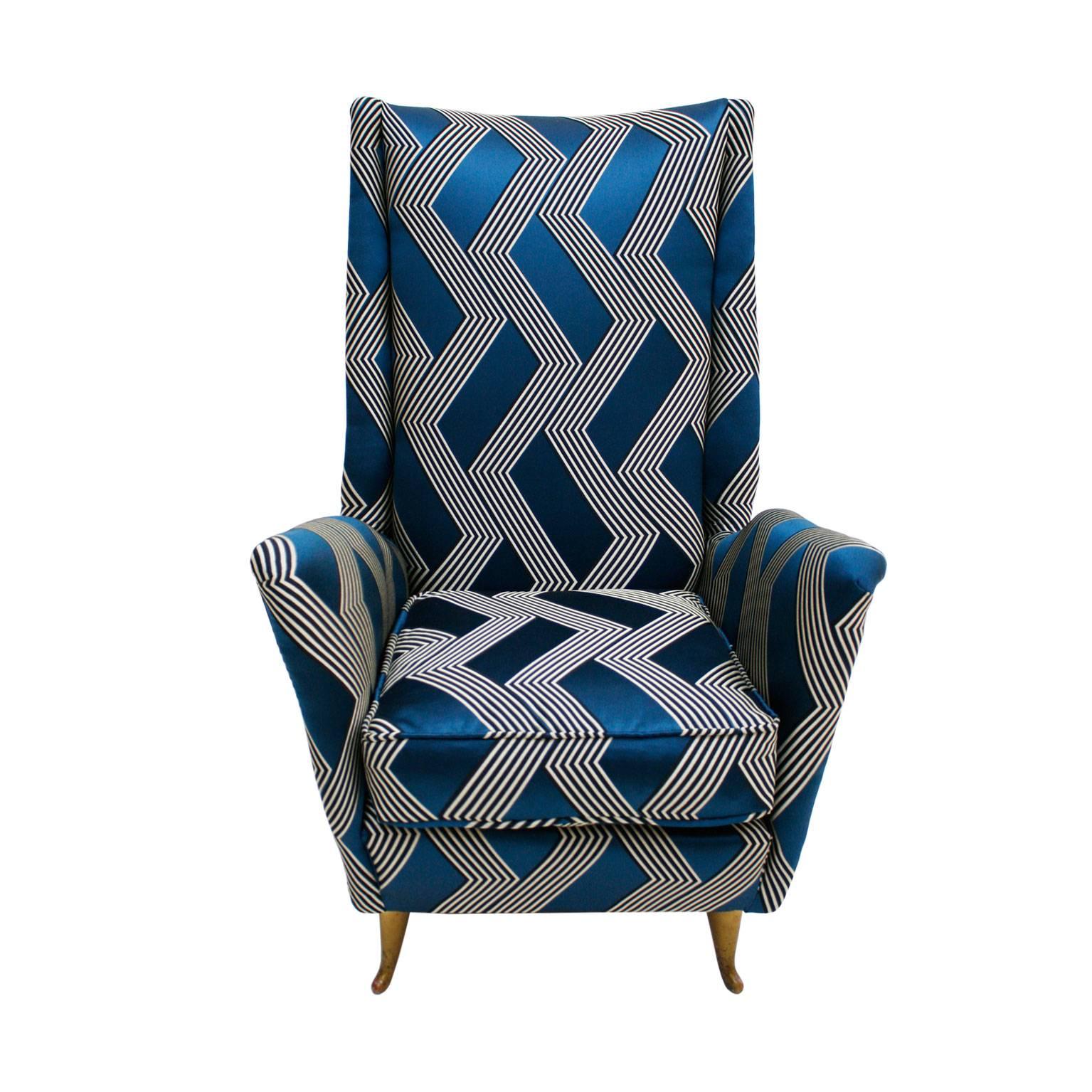 Mid-Century Modern Paire de fauteuils italiens mi-siècle modernes Attribution de Gio Ponti