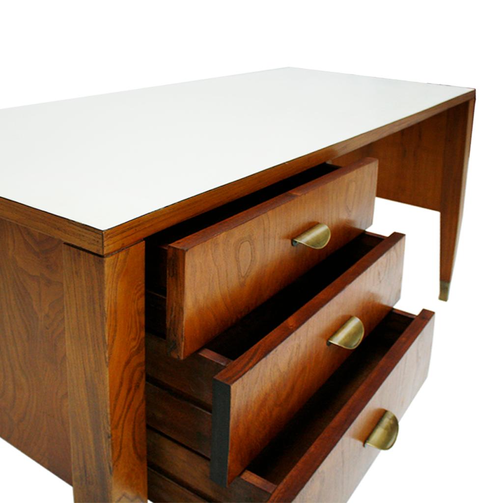 Gio Ponti Mid-Century Modern Walnut Wood Italian Table Desk 2