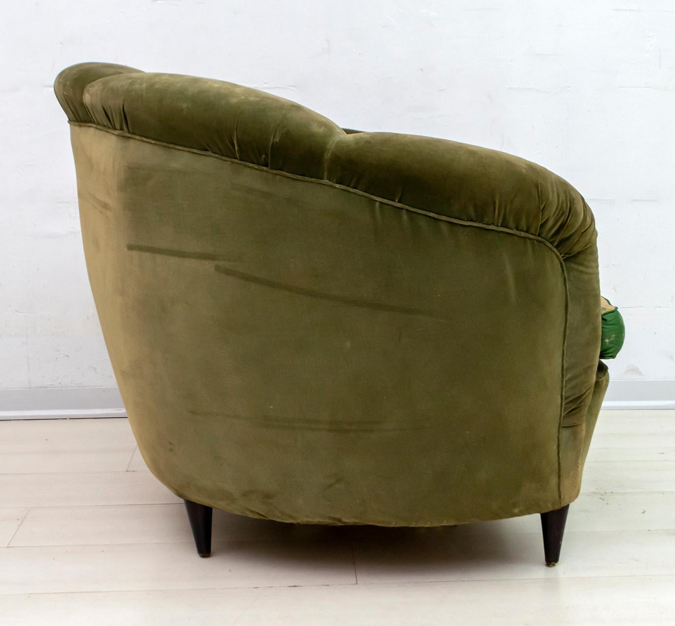 Gio Ponti Midcentury Rare Italian Curved Sofa and 2 Armchairs 
