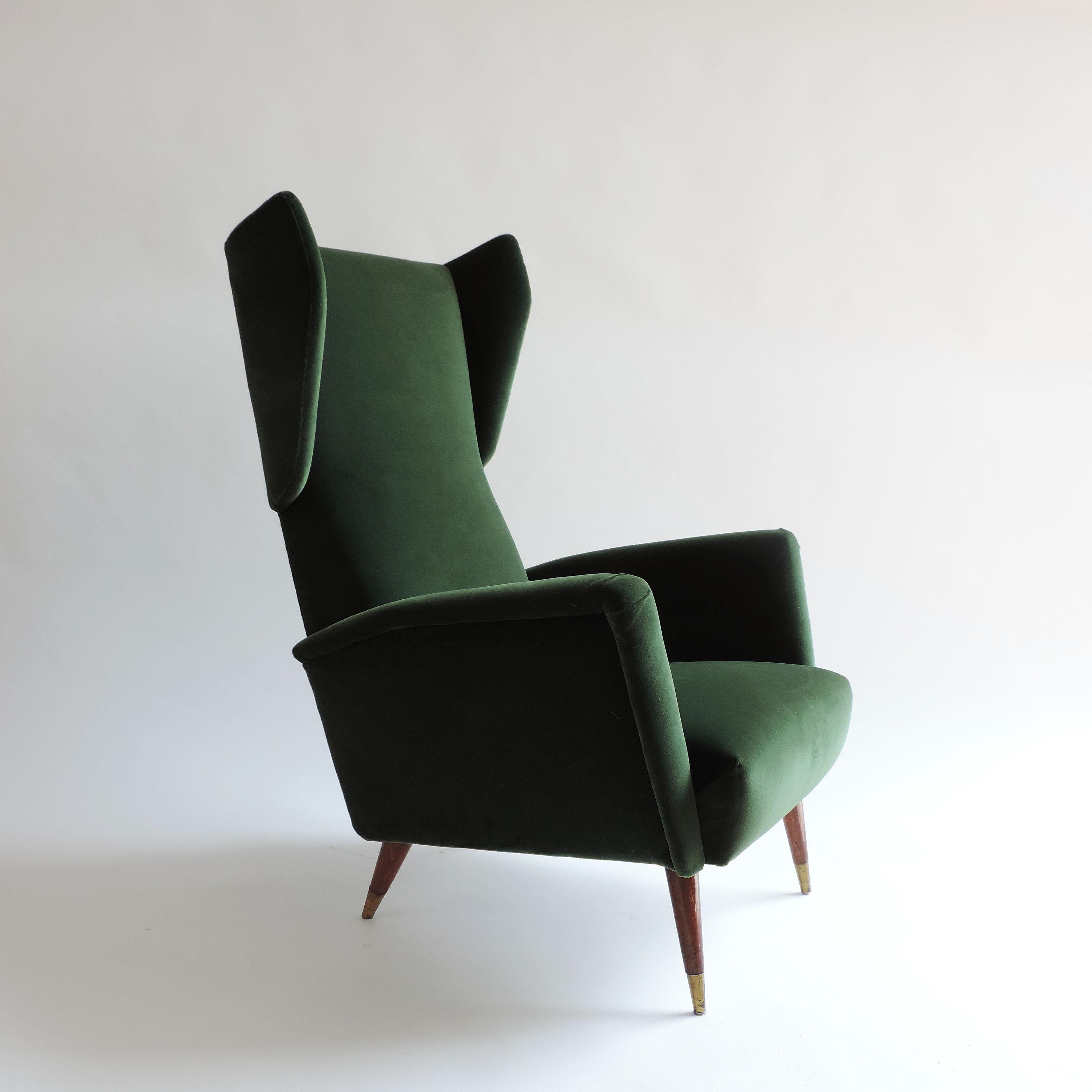 Gio Ponti Mod. 820 Armchairs for Cassina, Italy, 1953 In Excellent Condition In Milan, IT
