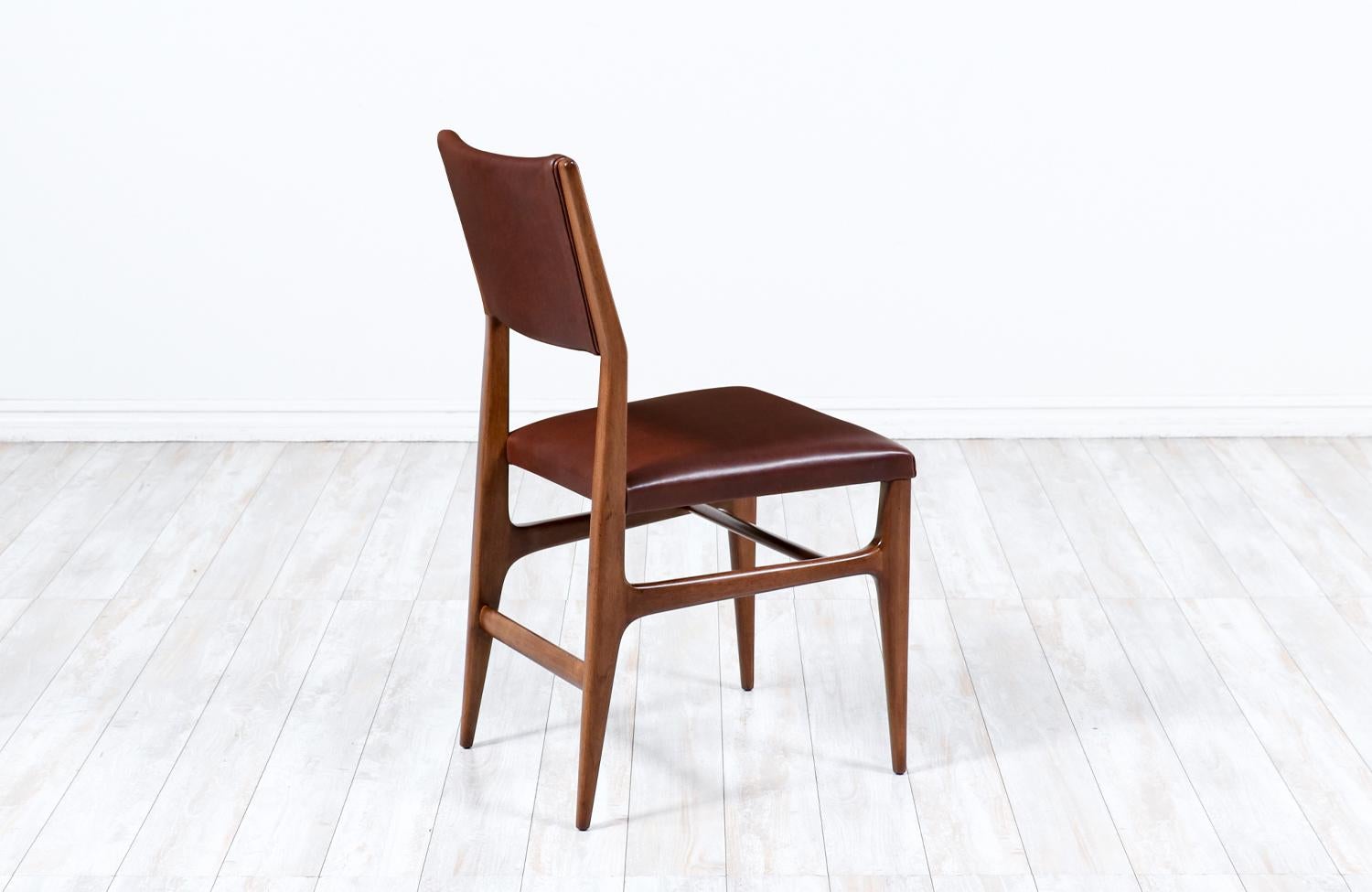 Italian Expertly Restored - Gio Ponti Model-111 Cognac Leather Chair for Singers & Sons For Sale