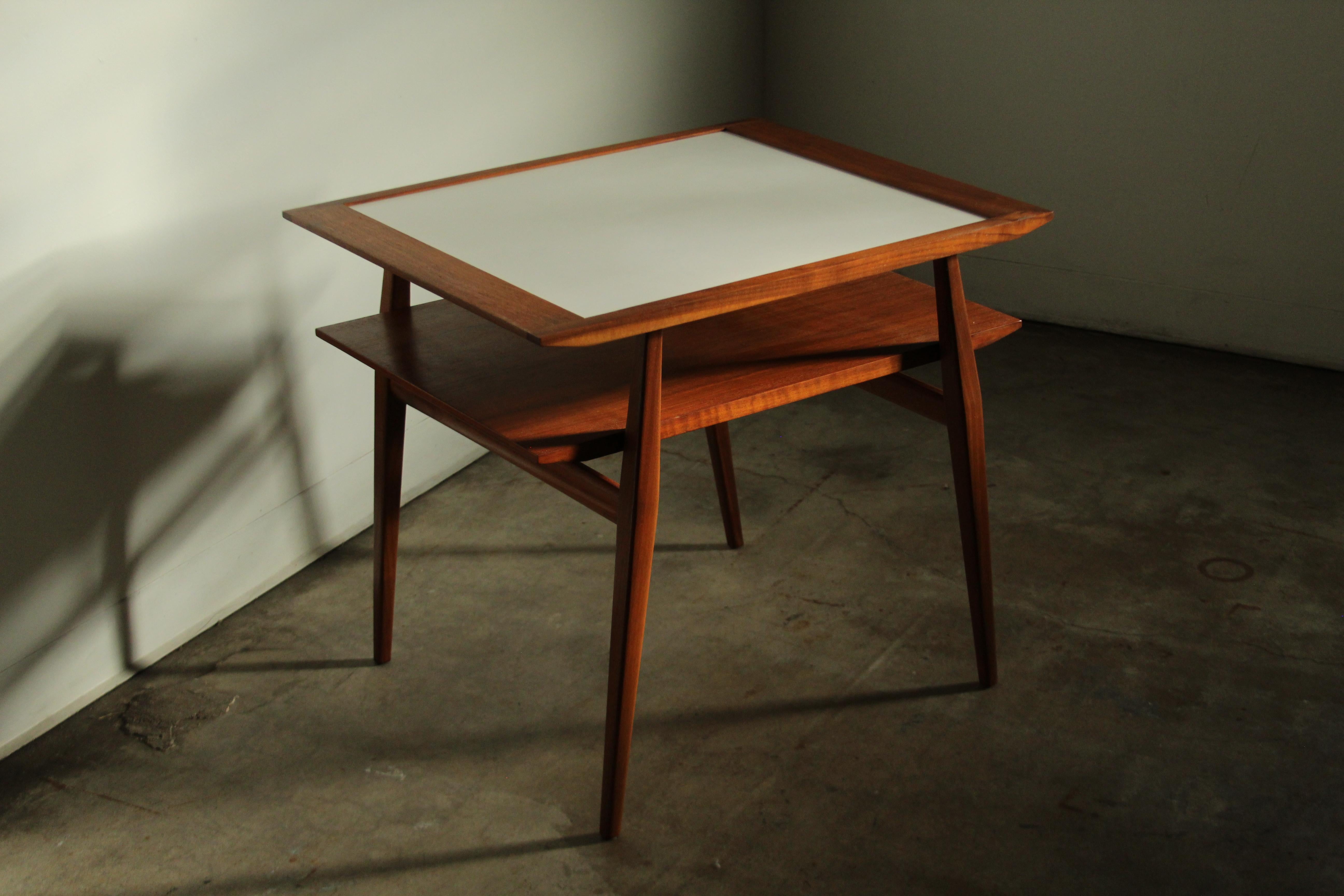 Mid-20th Century Gio Ponti Model 2132 Occasional Table for Singer & Sons, 1950s
