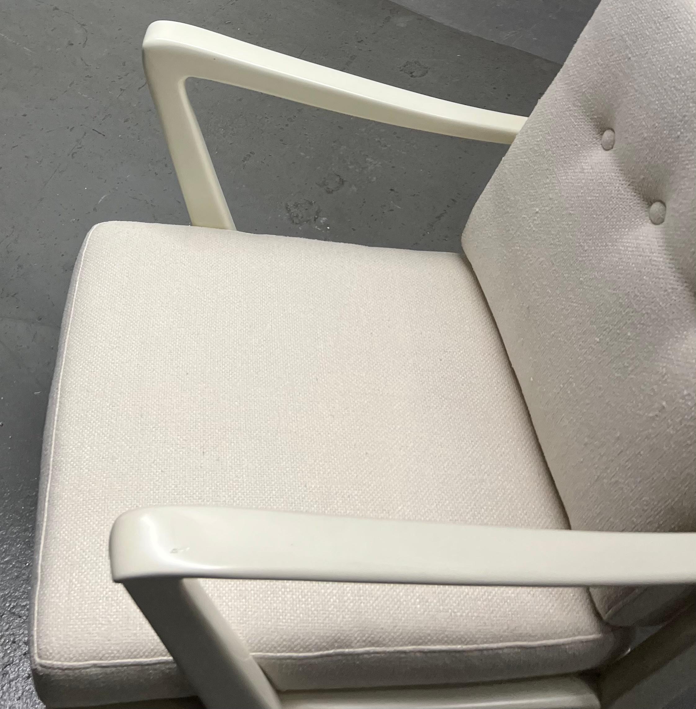 20ième siècle Paire de fauteuils de salon Gio Ponti modèle 516, en noyer peint en blanc crème, 1950 en vente