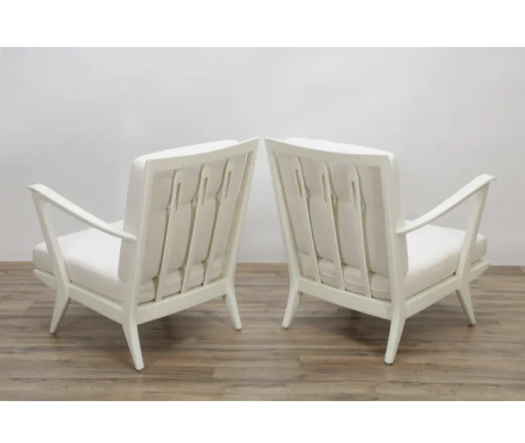Lacquered Gio Ponti Model 516 Pair of Lounge Chairs, Cream White Painted Walnut, 1950 For Sale