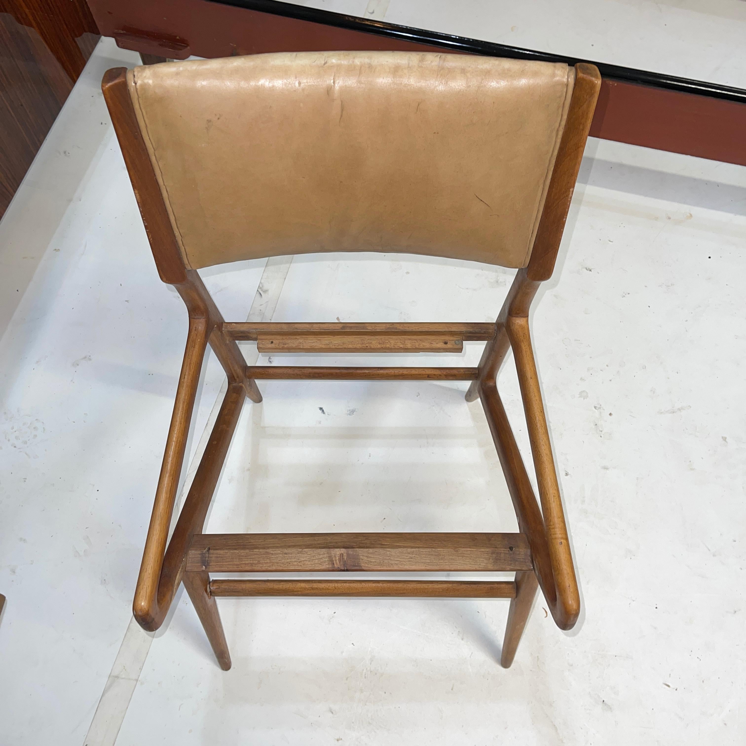 Gio Ponti Model 688 Chair In Good Condition In Hanover, MA