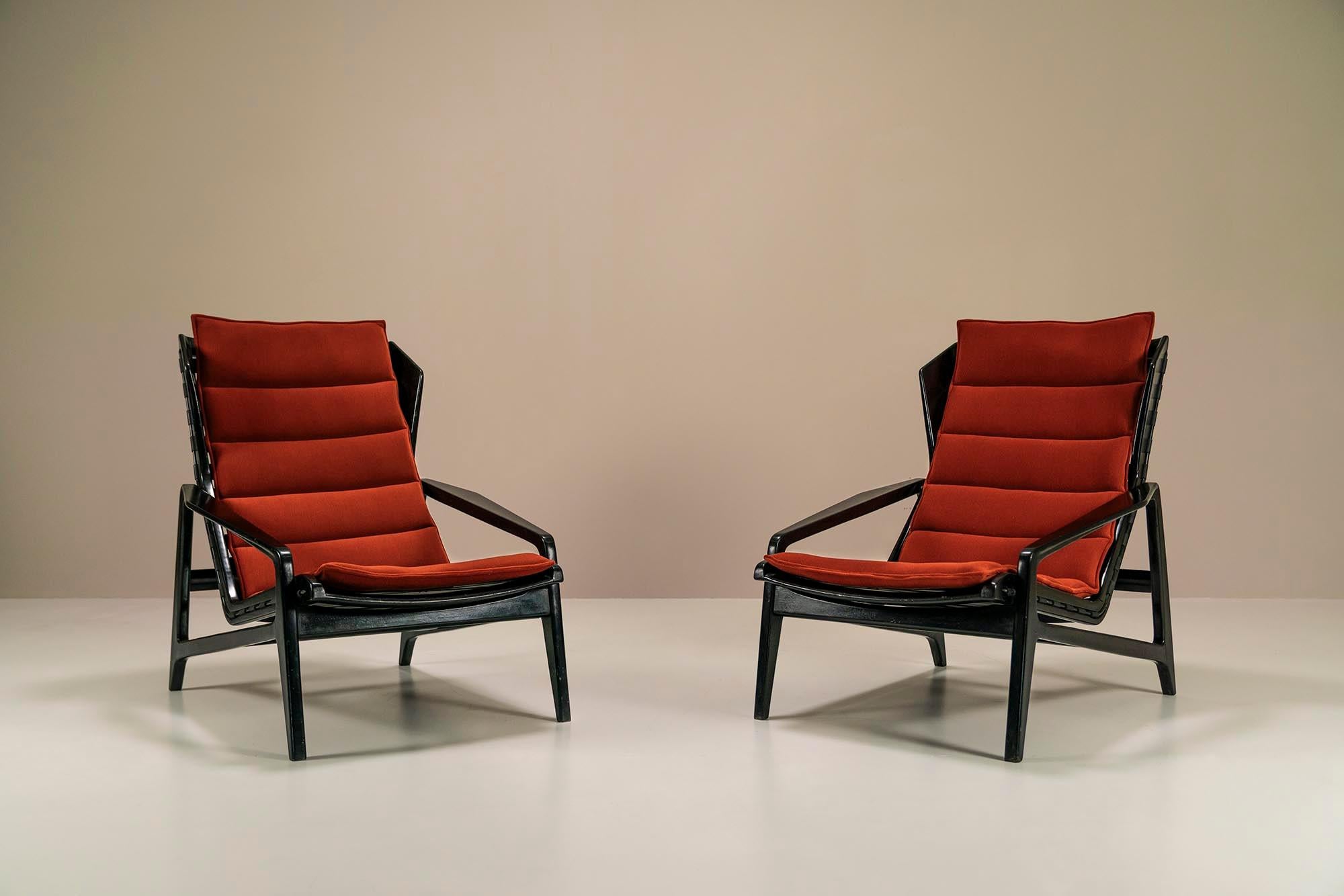 Der legendäre Gio Ponti. Dieser von Grund auf innovative Architekt kann auf eine lange Liste von Berufen verweisen: Industriedesigner, Künstler, Lehrer, Schriftsteller, Verleger und natürlich Möbeldesigner. Als gebürtiger Mailänder war er dort für