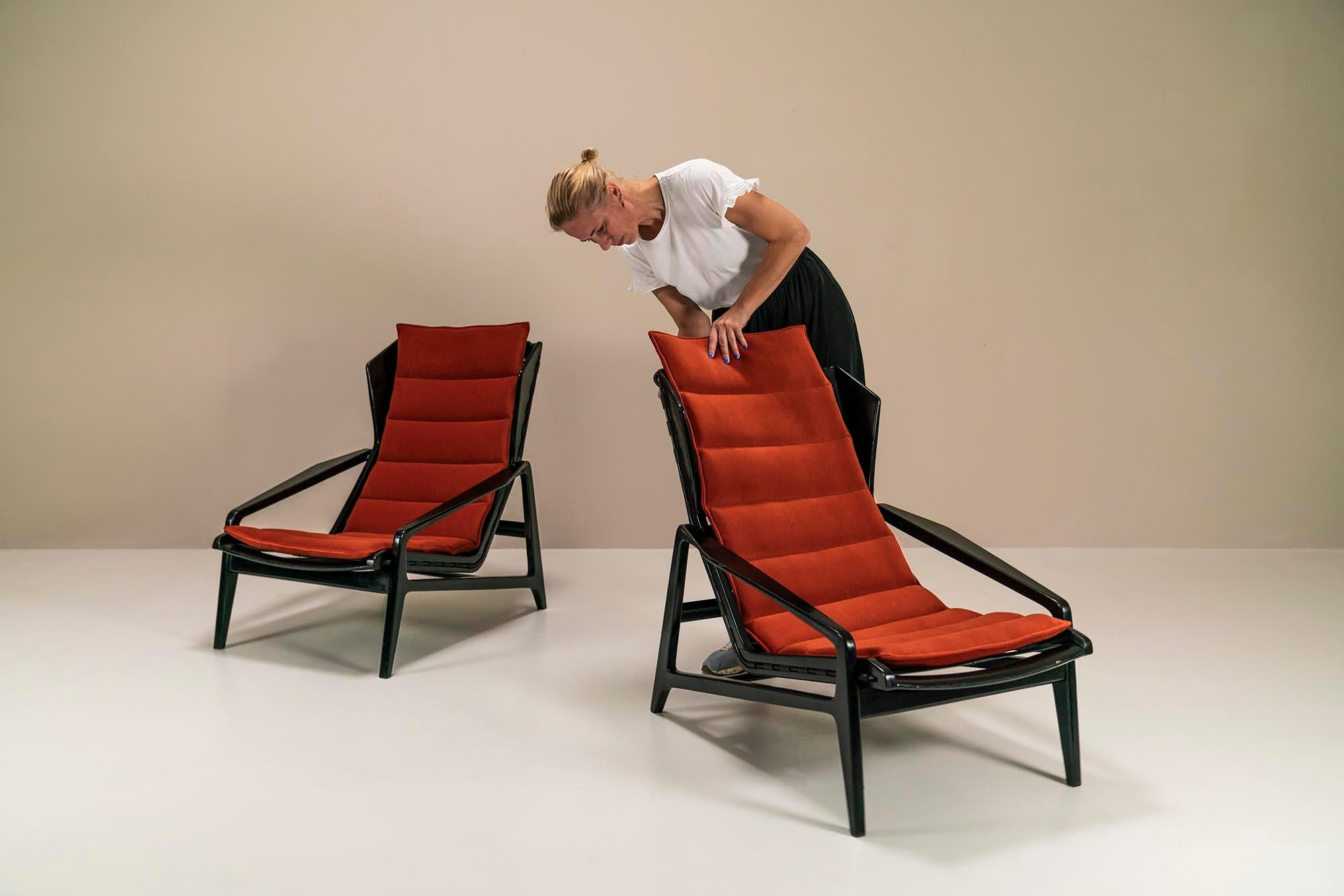 Mid-20th Century Gio Ponti “Model 811” Lounge Chairs In Stained Walnut And Upholstered In Kvadrat For Sale