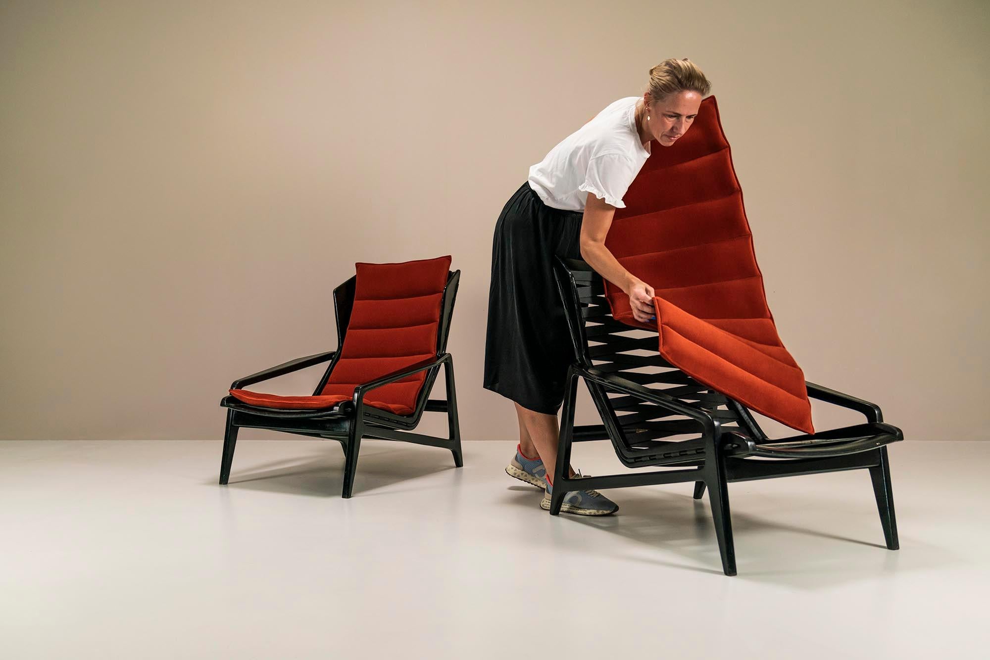 Gio Ponti Modell 811 Loungesessel in Nussbaum gebeizt und gepolstert in Kvadrat (Stoff) im Angebot