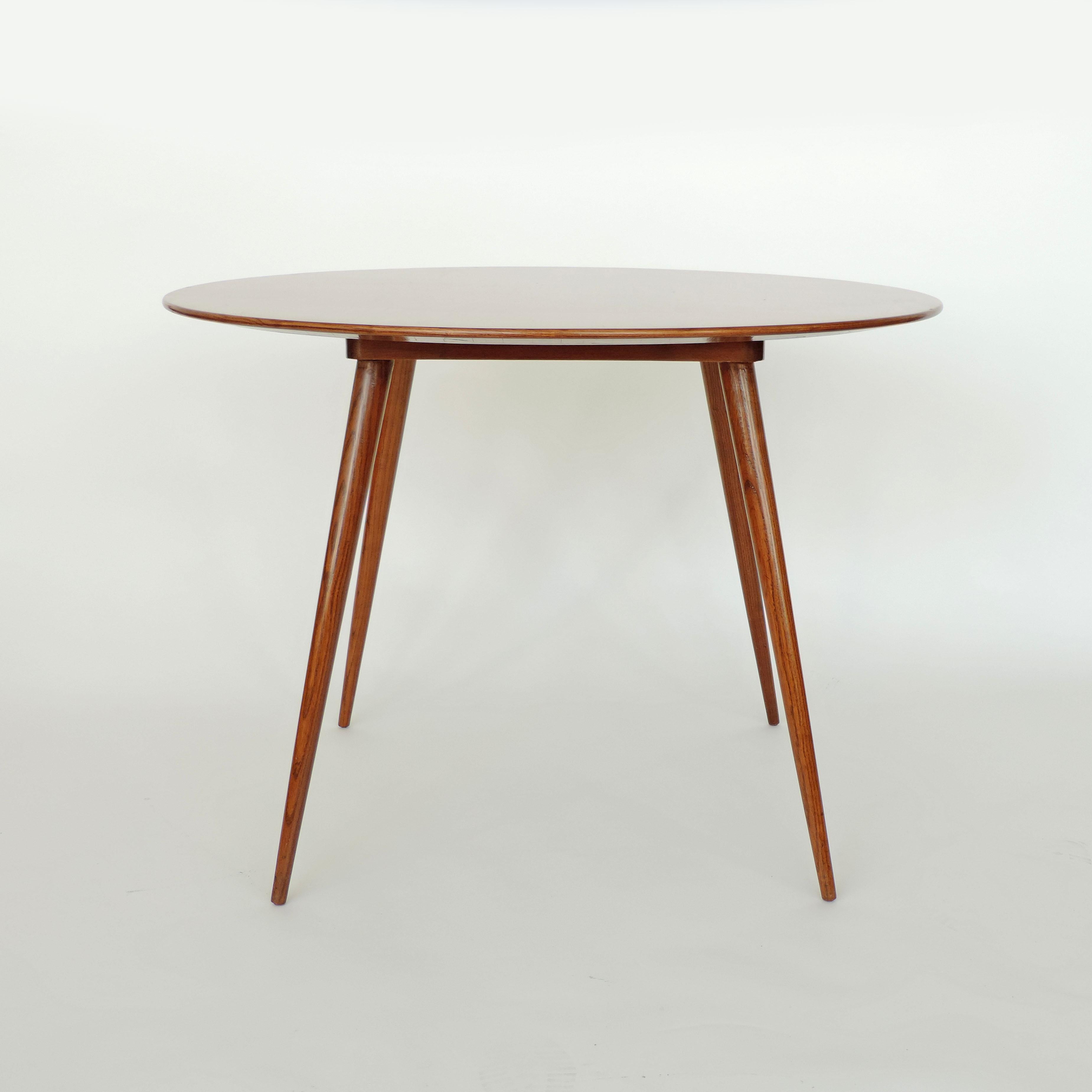 Gio Ponti Oak Round Dining Table and Set of Four Leggera Chairs for Cassina For Sale 4