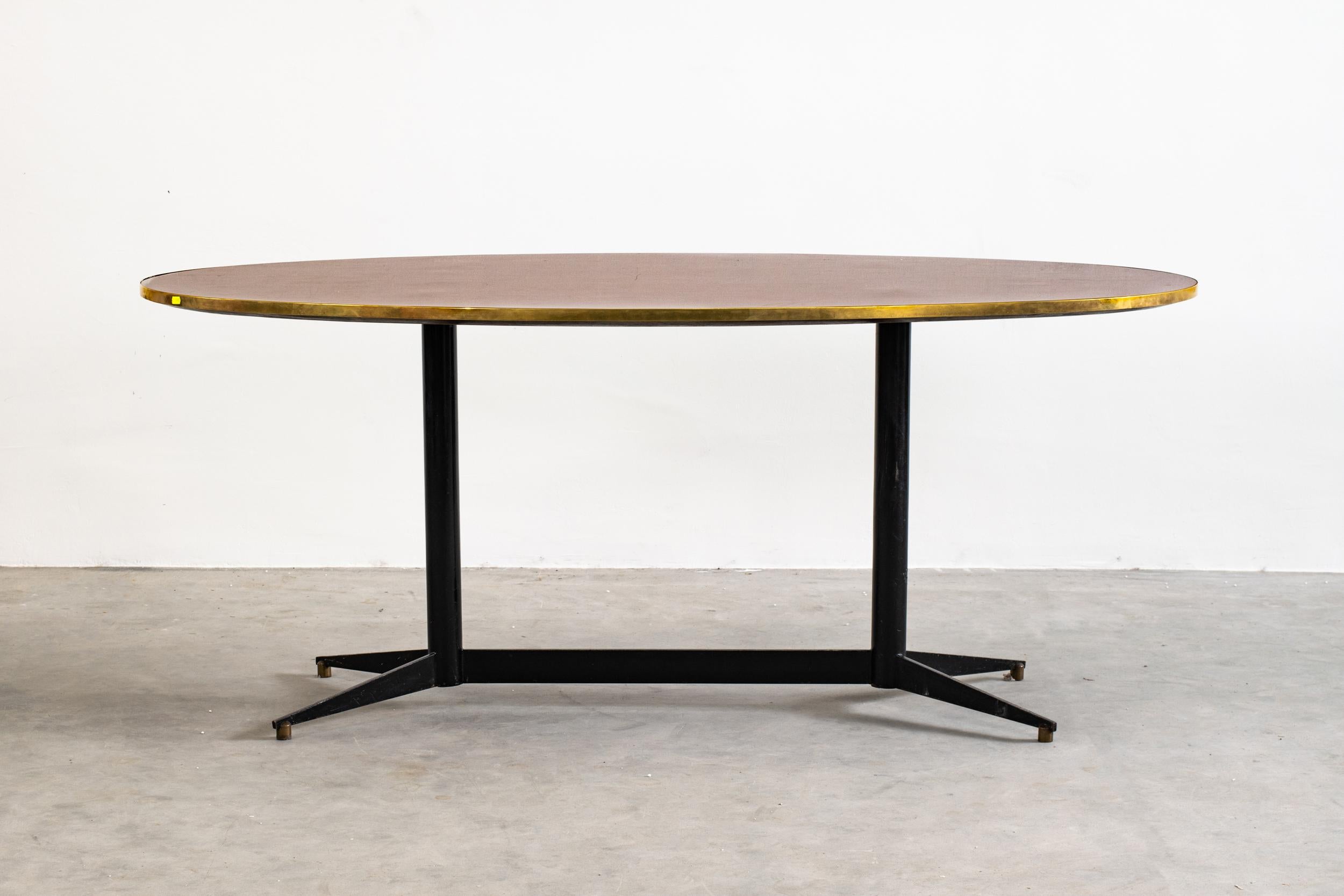 Mid-Century Modern Gio Ponti Oval Dining Table in Wood and Brass Rima, 1950s, Italy