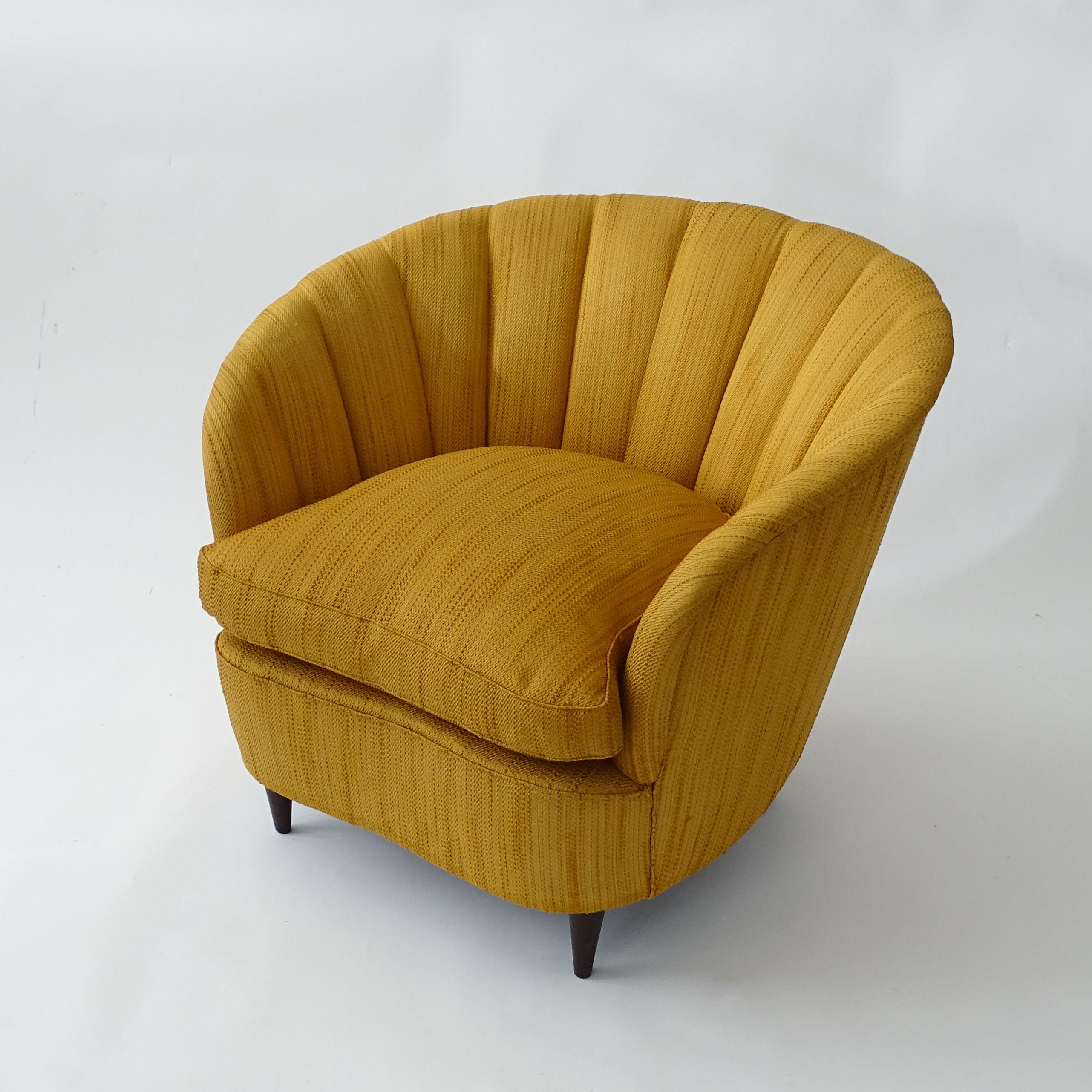 Gio Ponti Pair of 1930s Armchairs with their Original Yellow Upholstery For Sale 1