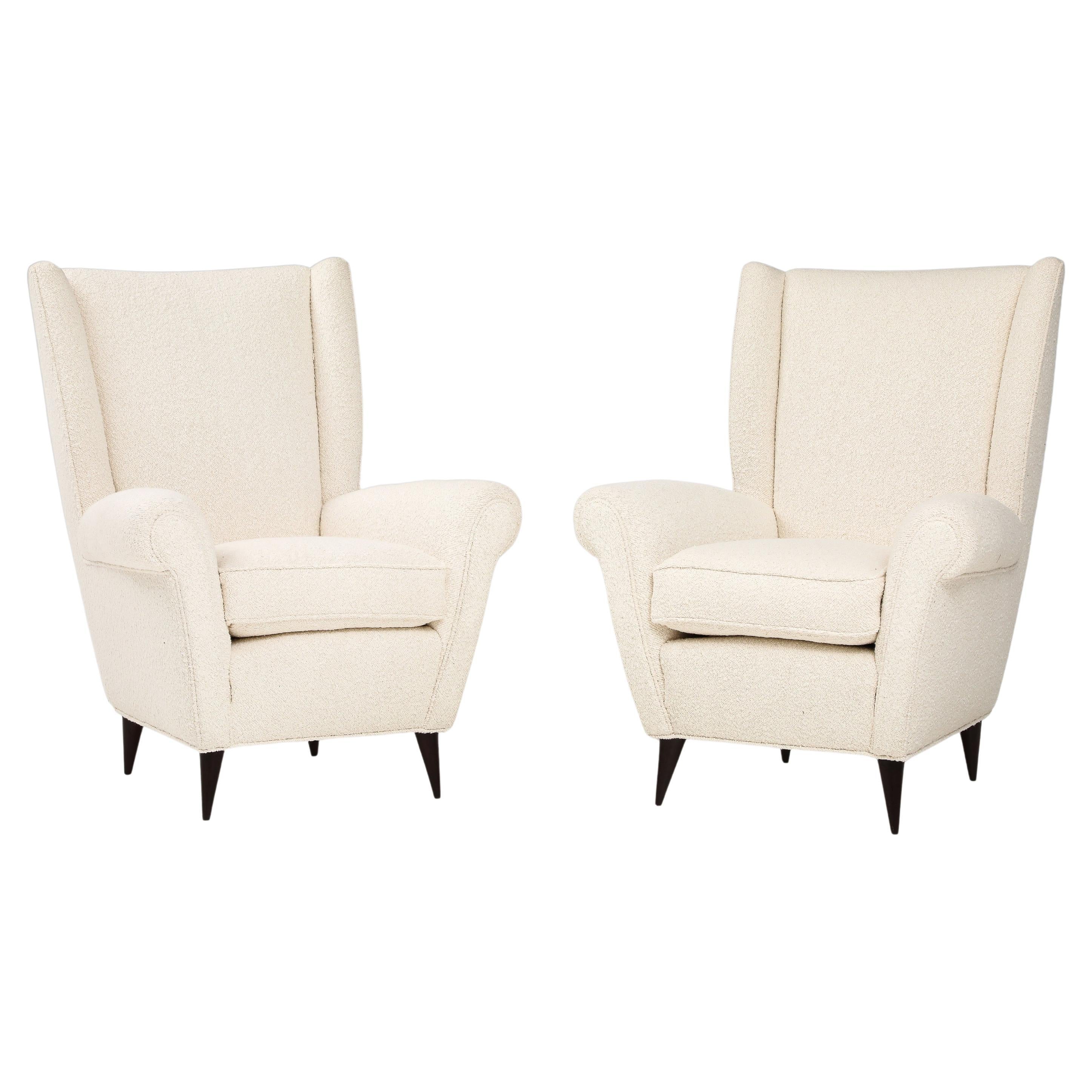 Gio Ponti Pair of High Back Armchairs in Ivory Bouclé, 1950s For Sale