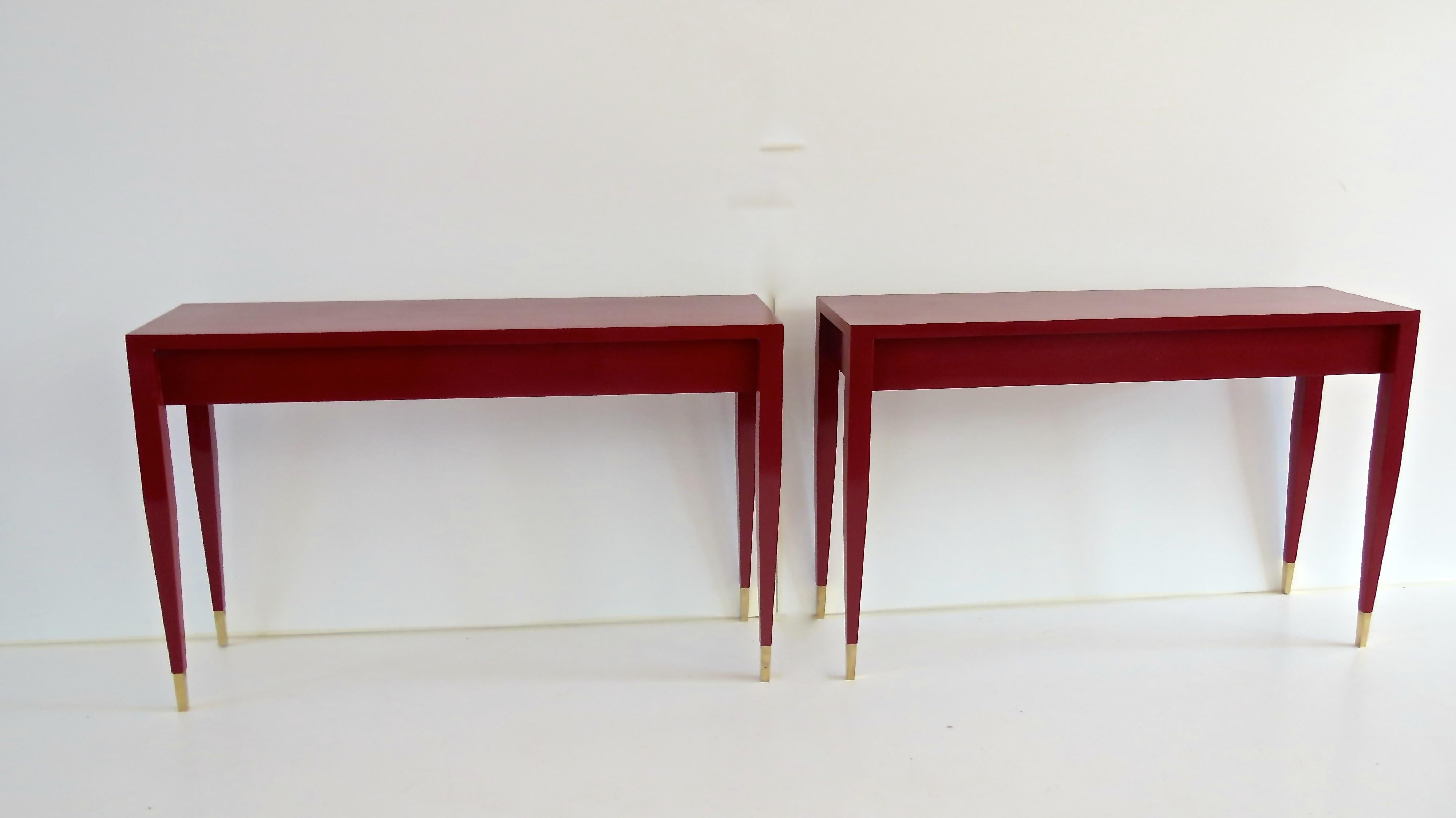 Pair of red laquered Gio Ponti console from the original forniture of the Hotel Parco dei Principi in Roma 1964
produced in 1964 by Giordano Chiesa in ash and green formica on top
costumized in 2008 by Arch. Cristina Longo for a private residence