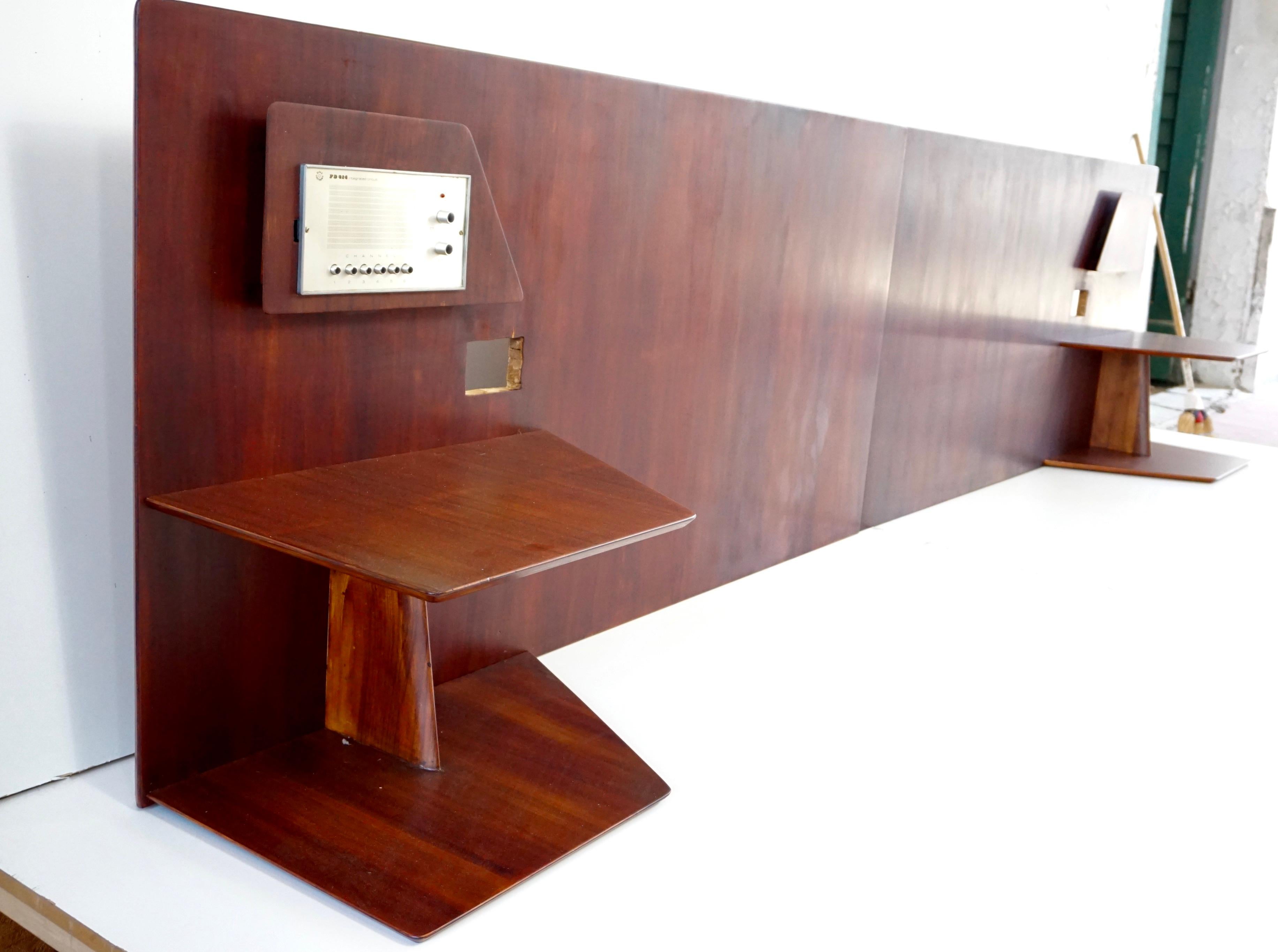 Italian Gio Ponti, pair  Walnut Headboards with fitted bedside tables, Hotel Royal, 1955