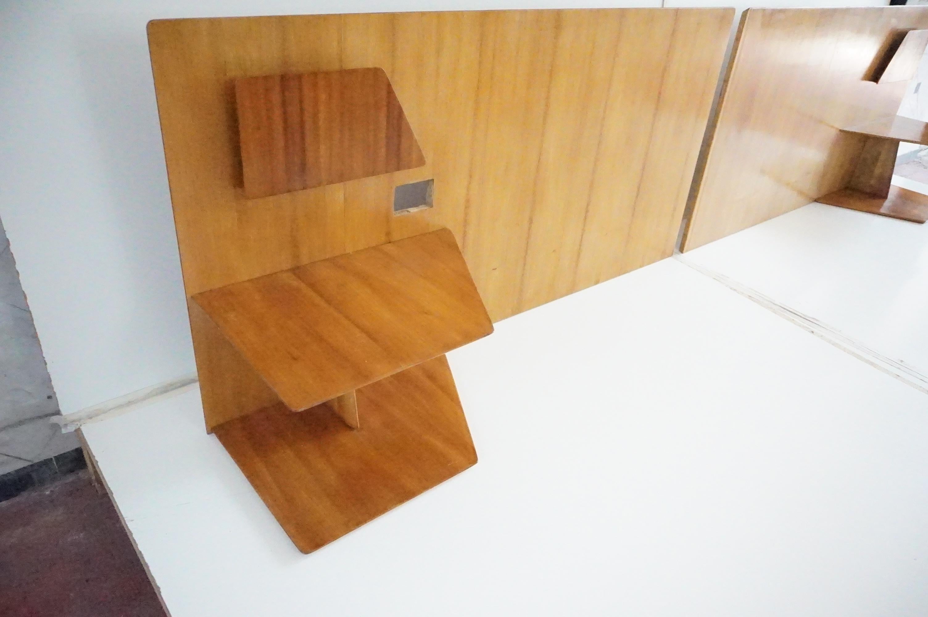 Gio Ponti coppia di rare testiere in legno di olmo con comodini, Hotel Royal, 1955 in vendita 7