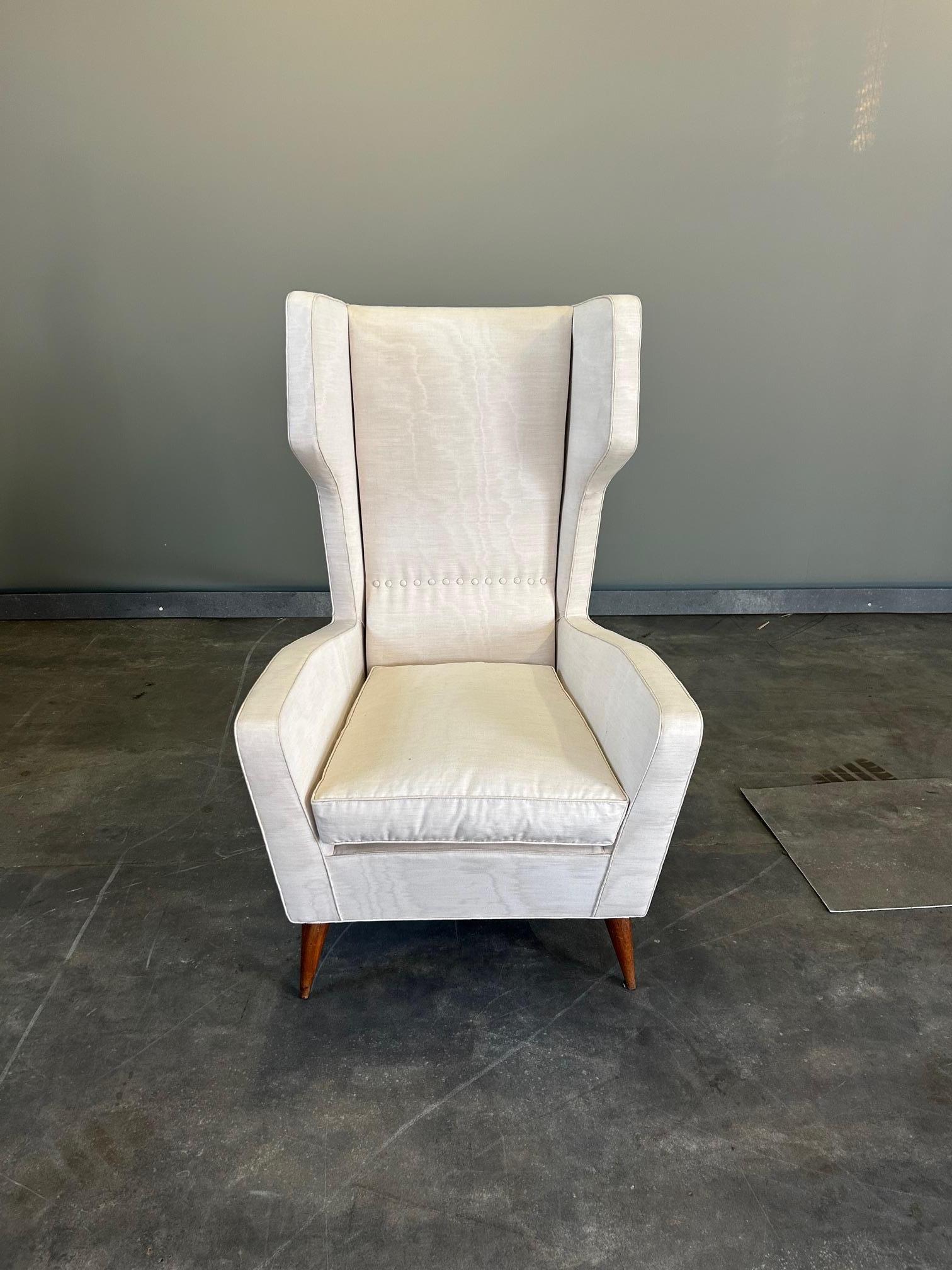 Gio Ponti Poltrona bergère pezzo unico degli anni '50 in vendita 4