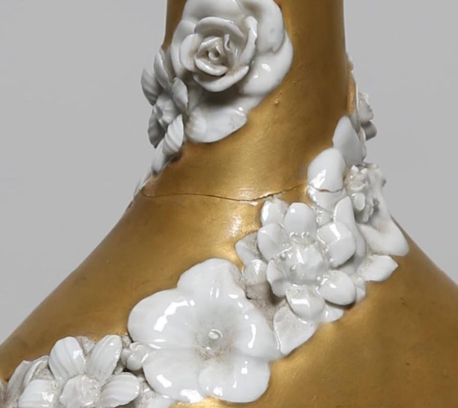 Mid-Century Modern Bouteille en porcelaine de Gio Ponti avec décoration en relief par Richard Ginori 1930s Italie en vente