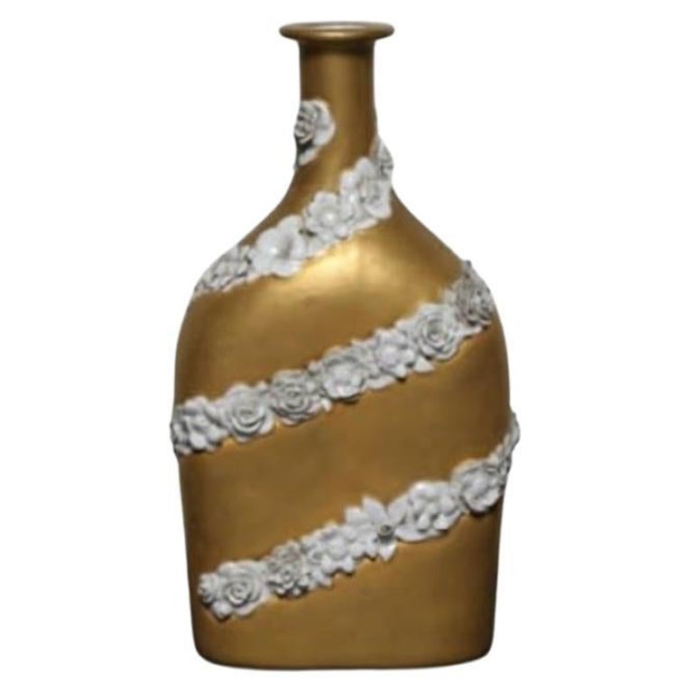 Bouteille en porcelaine de Gio Ponti avec décoration en relief par Richard Ginori 1930s Italie en vente
