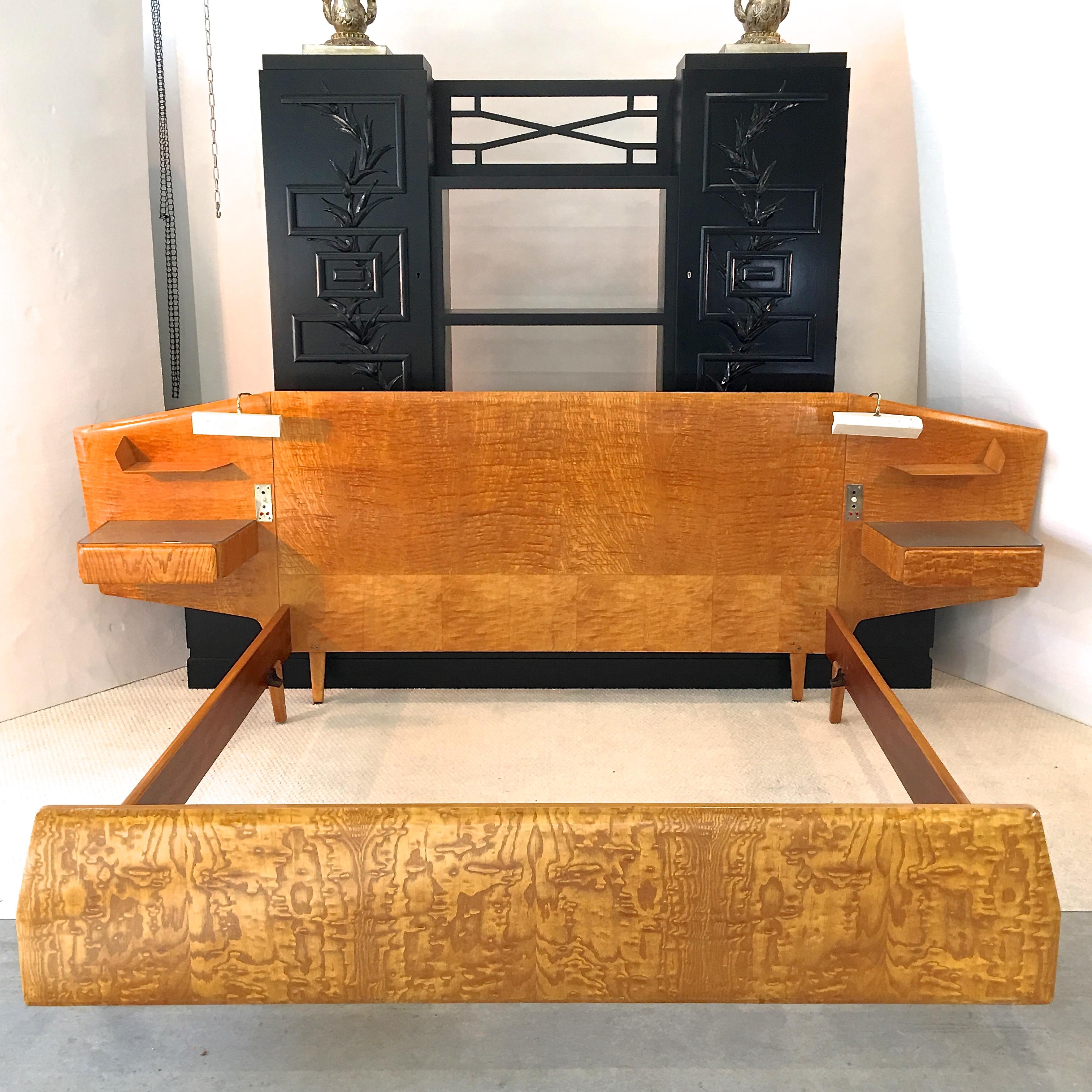 Gio Ponti Queen Bed - Authenticated For Sale 5