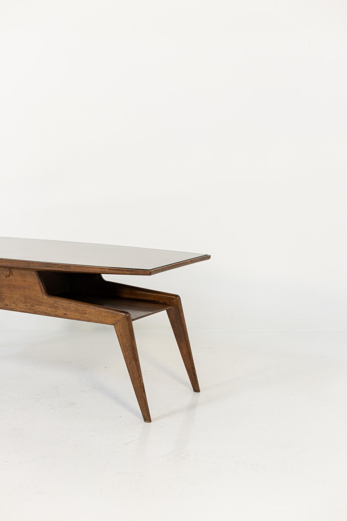 Mid-20th Century Rare Coffee Table Attr. to Gio Ponti in Walnut Wood and Glass