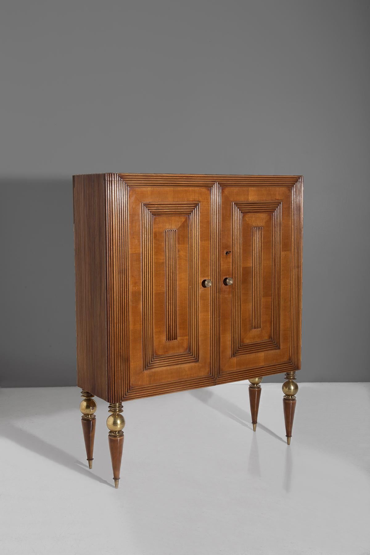 This extraordinary 1930s high sideboard by Gio Ponti, certified by the Gio Ponti Archives (Appraisal No. 24232/000), is a masterpiece of Italian design, conceived in the historical context in which functional aesthetics and innovative materials were