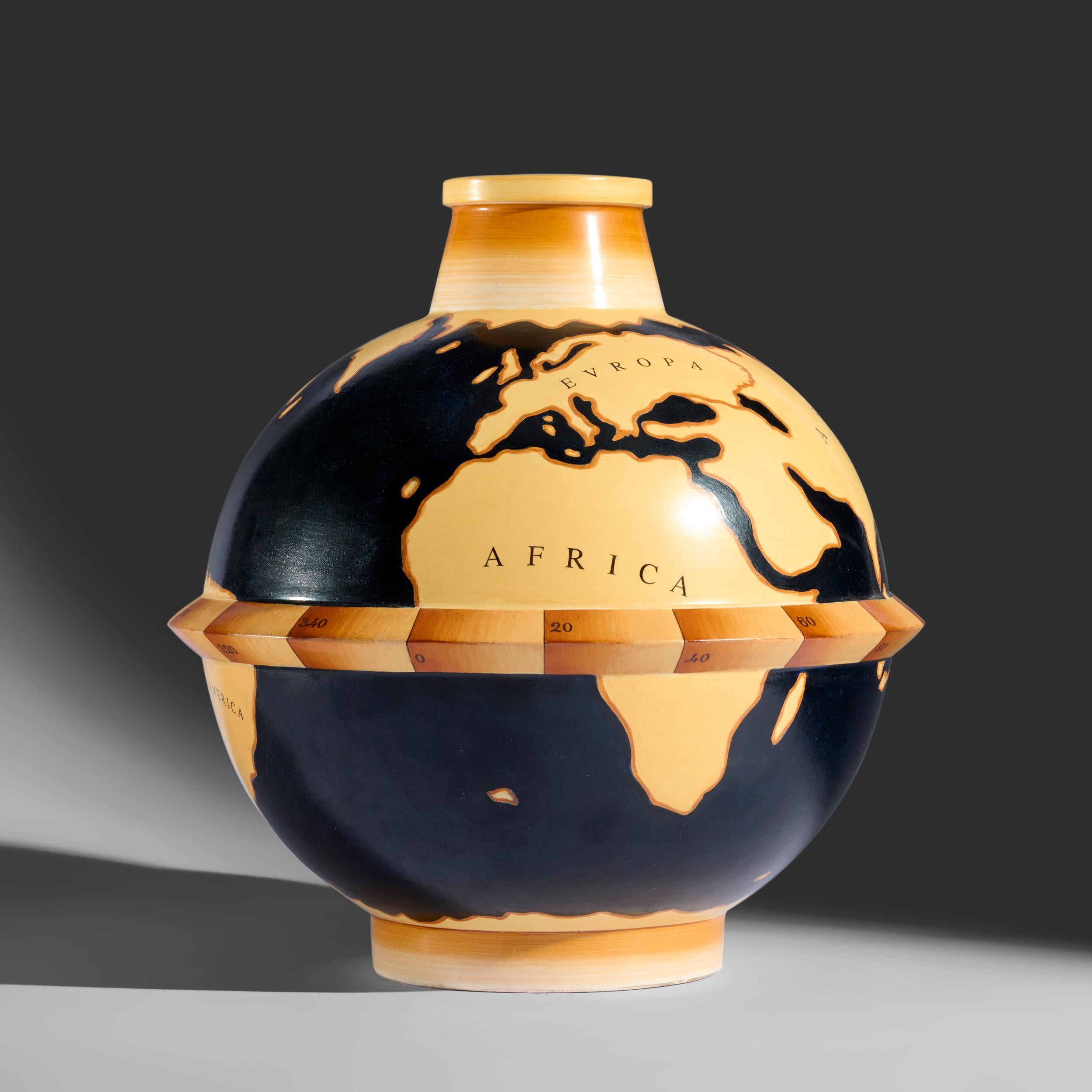 Vaso Gio Ponti modello raro Le Mie Terre prodotto da Richard-Ginori In condizioni ottime in vendita a Skokie, IL