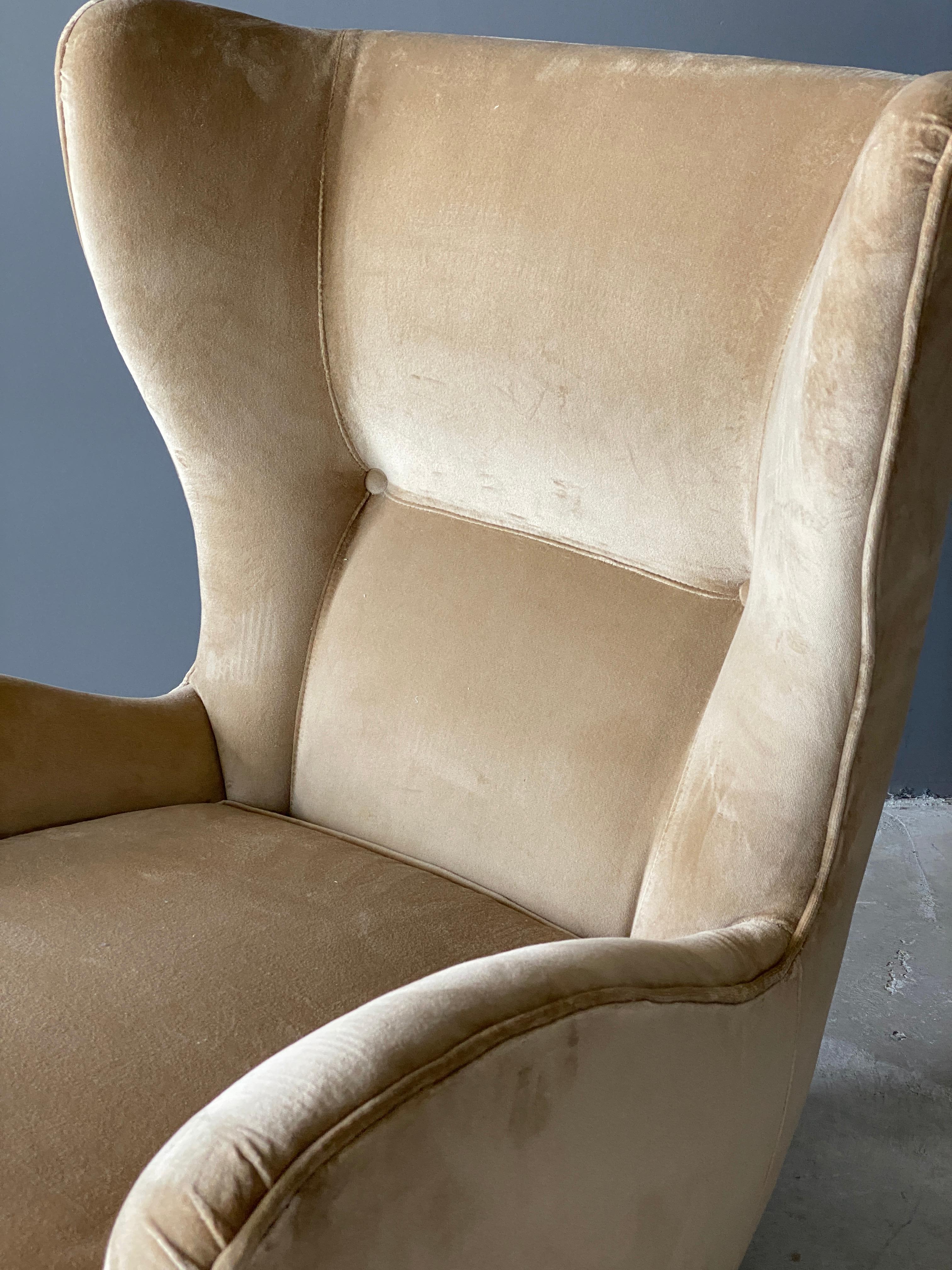 Gio Ponti, Rare Organic Lounge Chair, Dark Stained Oak, Velvet, Italy, 1940s 1