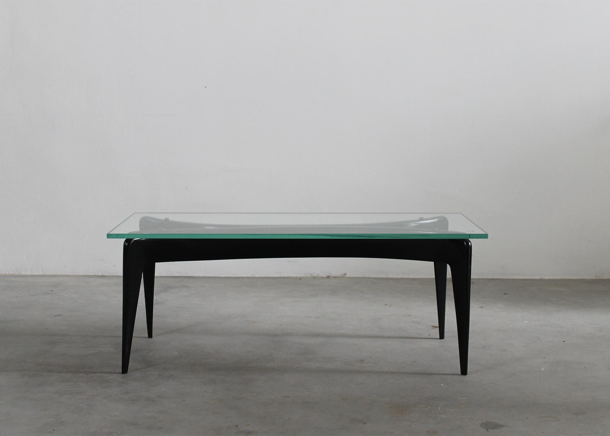 Mid-Century Modern Gio Ponti Rectangular Coffee Table in Wood and Glass by Fontana Arte 1940s Italy