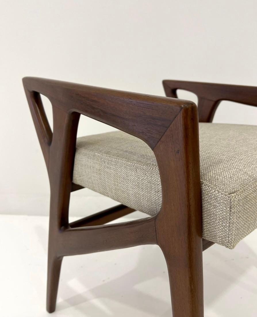 Taburete escultórico Gio Ponti Modelo 687 Italiano en venta