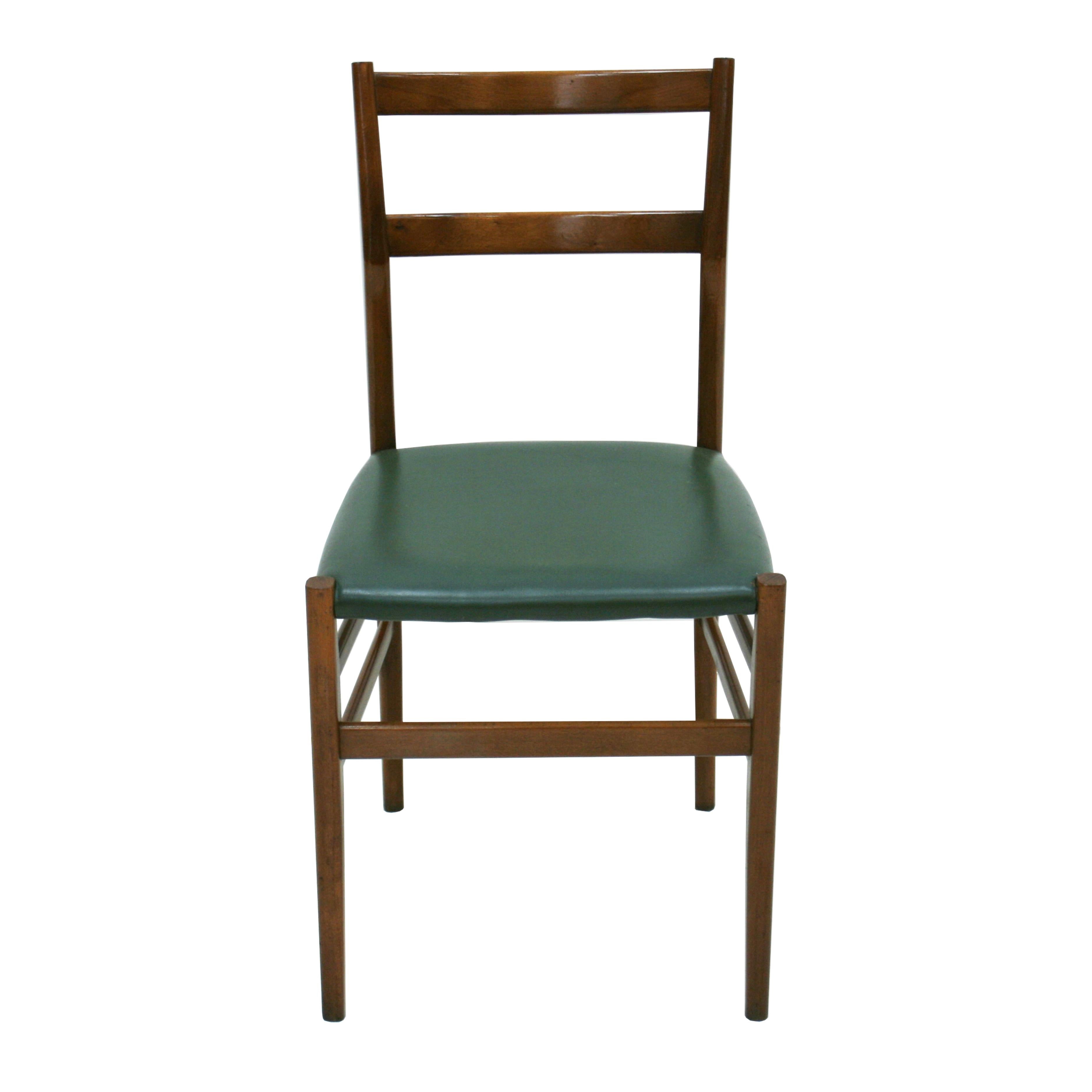 Mid-20th Century Gio Ponti Set of 8 Ashwood Leggera Italian Chairs, 1960s For Sale