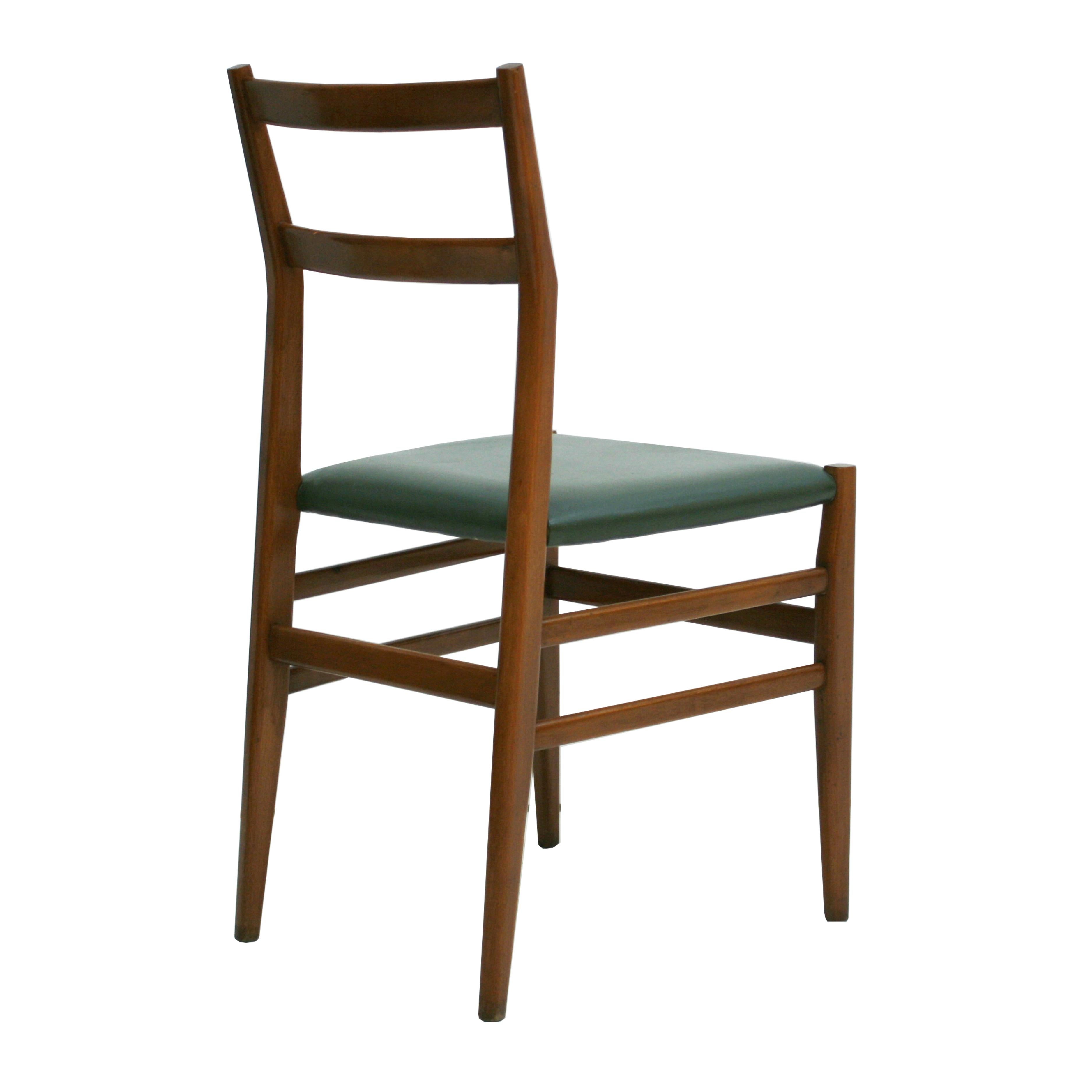 Frêne Gio Ponti lot de 8 chaises italiennes Leggera en frêne, années 1960 en vente