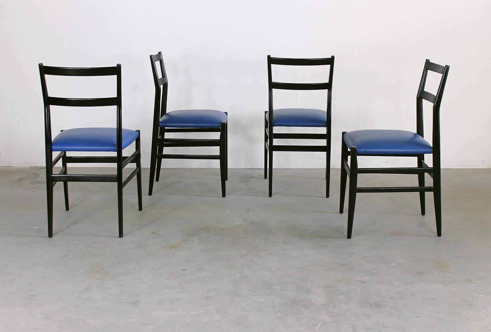 Faux Leather Gio Ponti Set of Four Leggera Dining Chairs by Cassina 1951 Italy For Sale