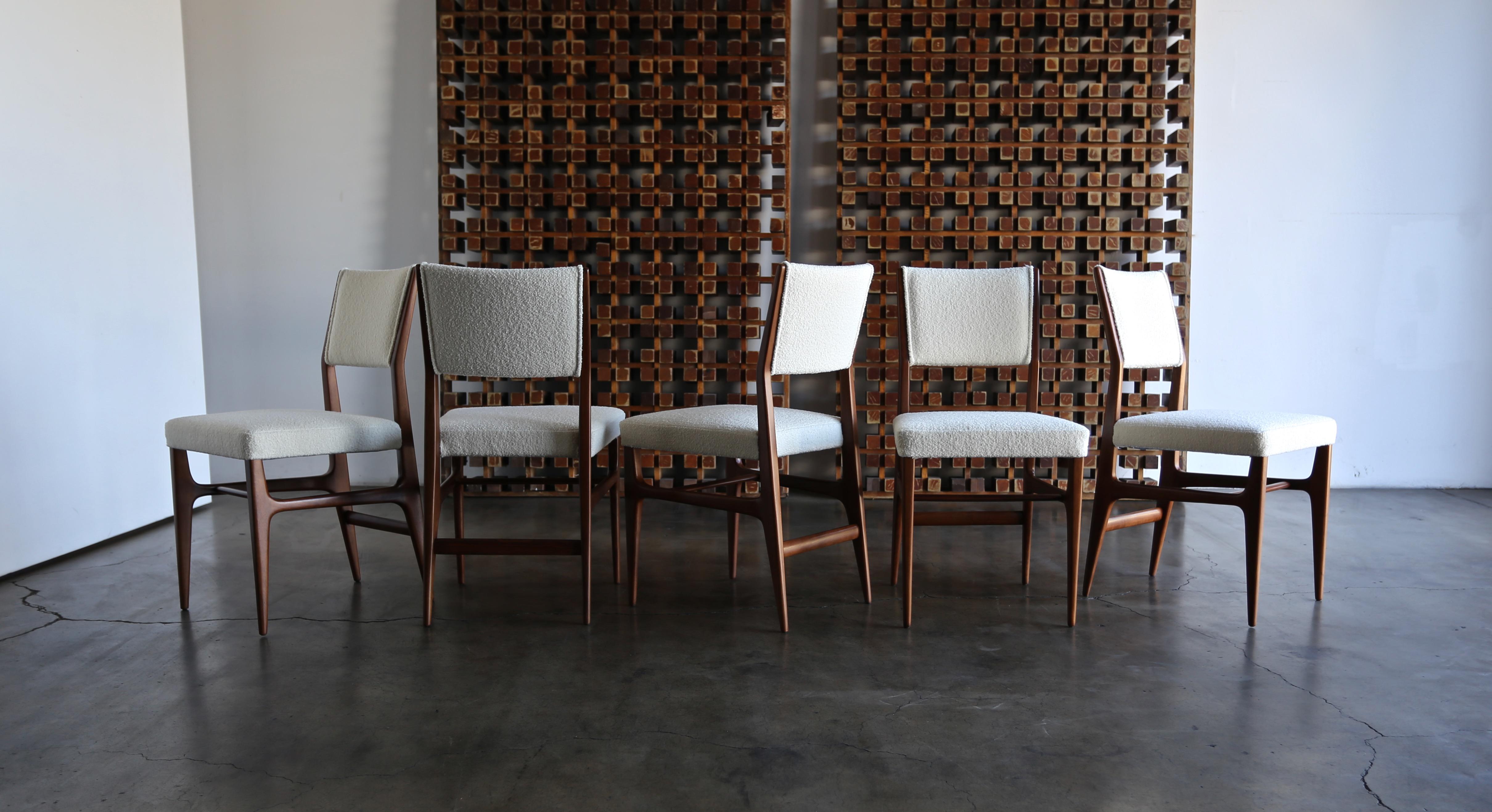 Italian Gio Ponti Set of Twelve Dining Chairs for Singer & Sons, circa 1950