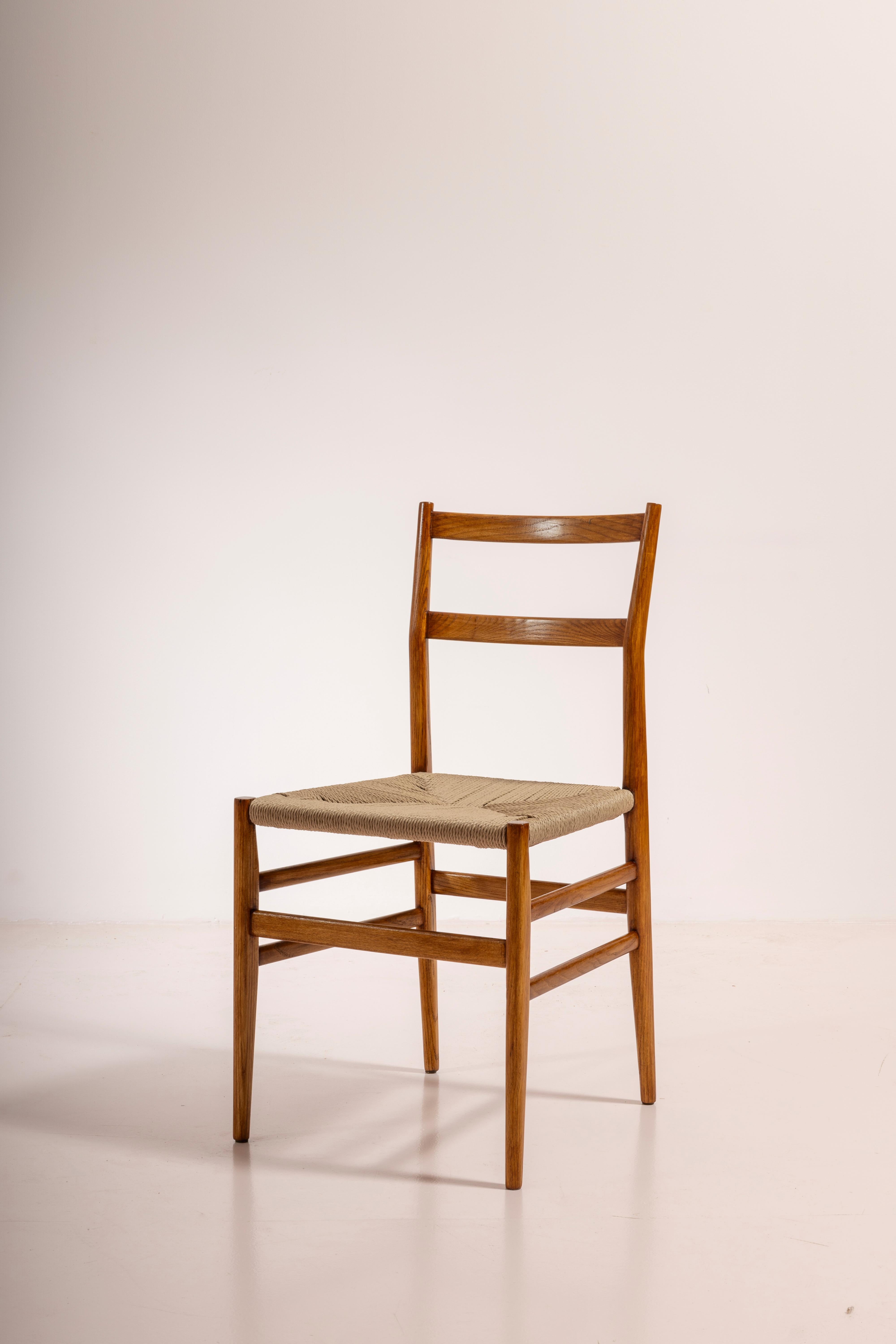 Italian Gio Ponti set of twelve Leggera chairs with rope seat, Cassina, Italy, 1951 For Sale