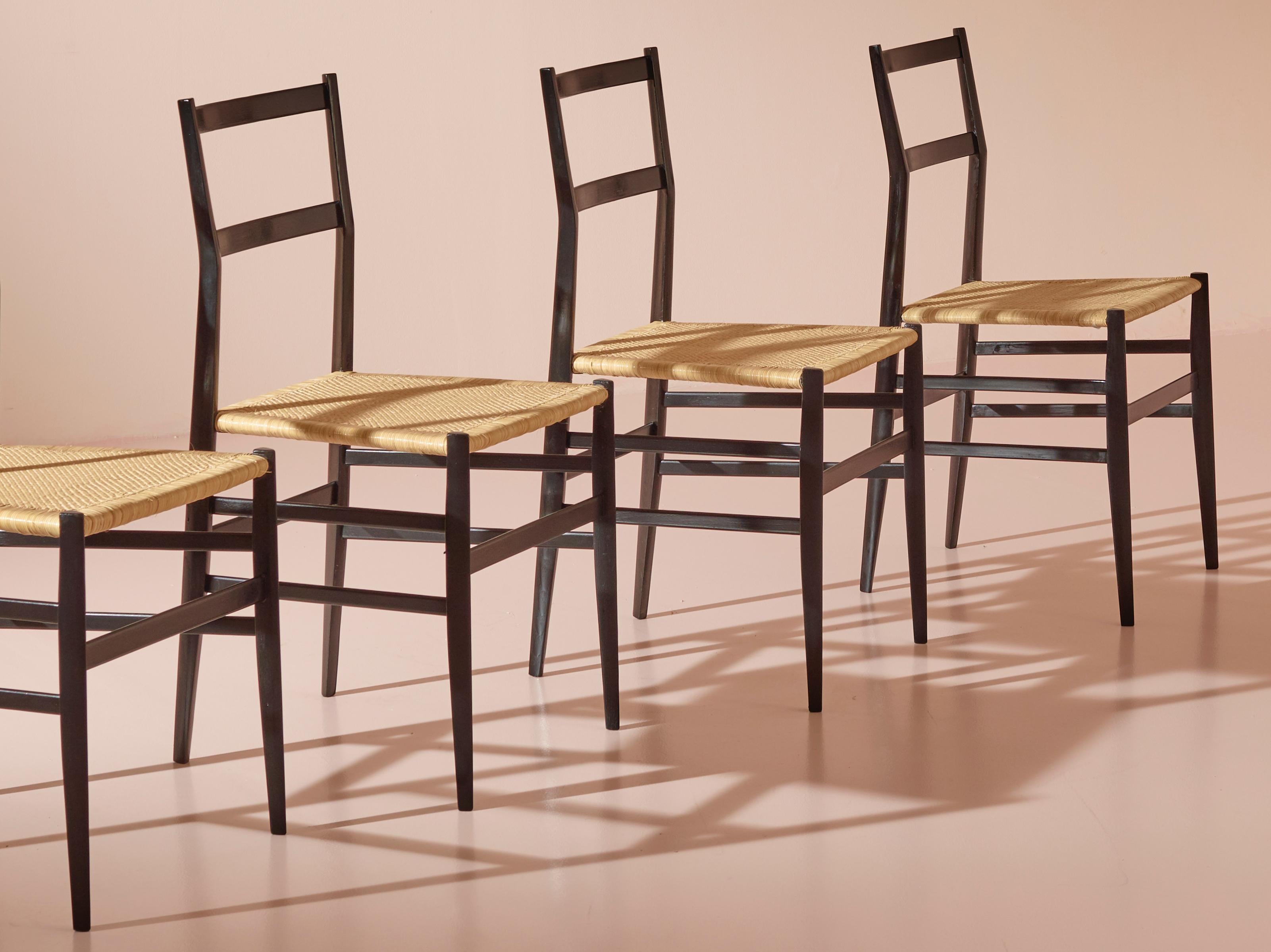 Gio Ponti Set of Twelve Superleggera Chairs for Cassina, Italy, 1957 For Sale 2