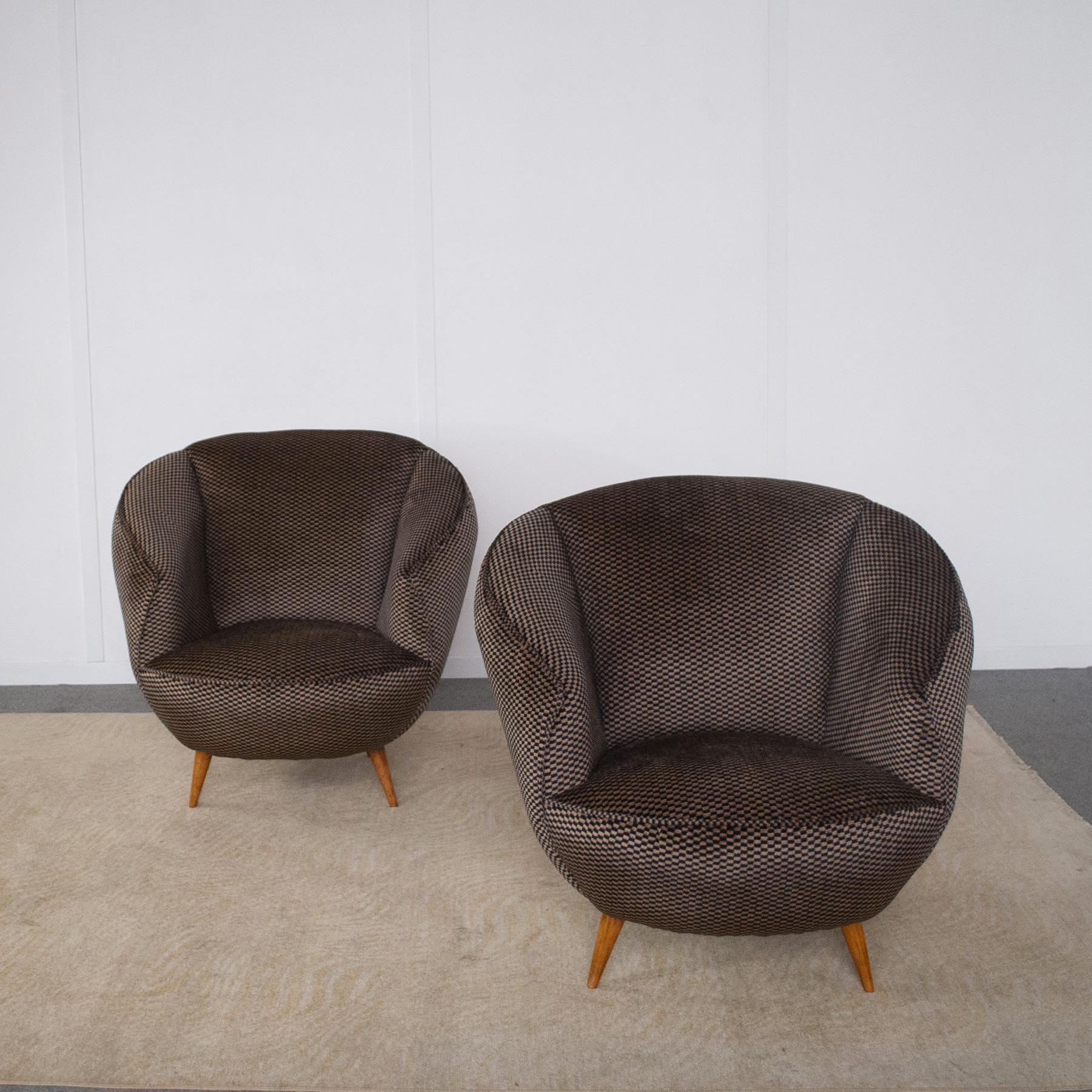 Italian Gio Ponti set of two armchairs 1940s For Sale