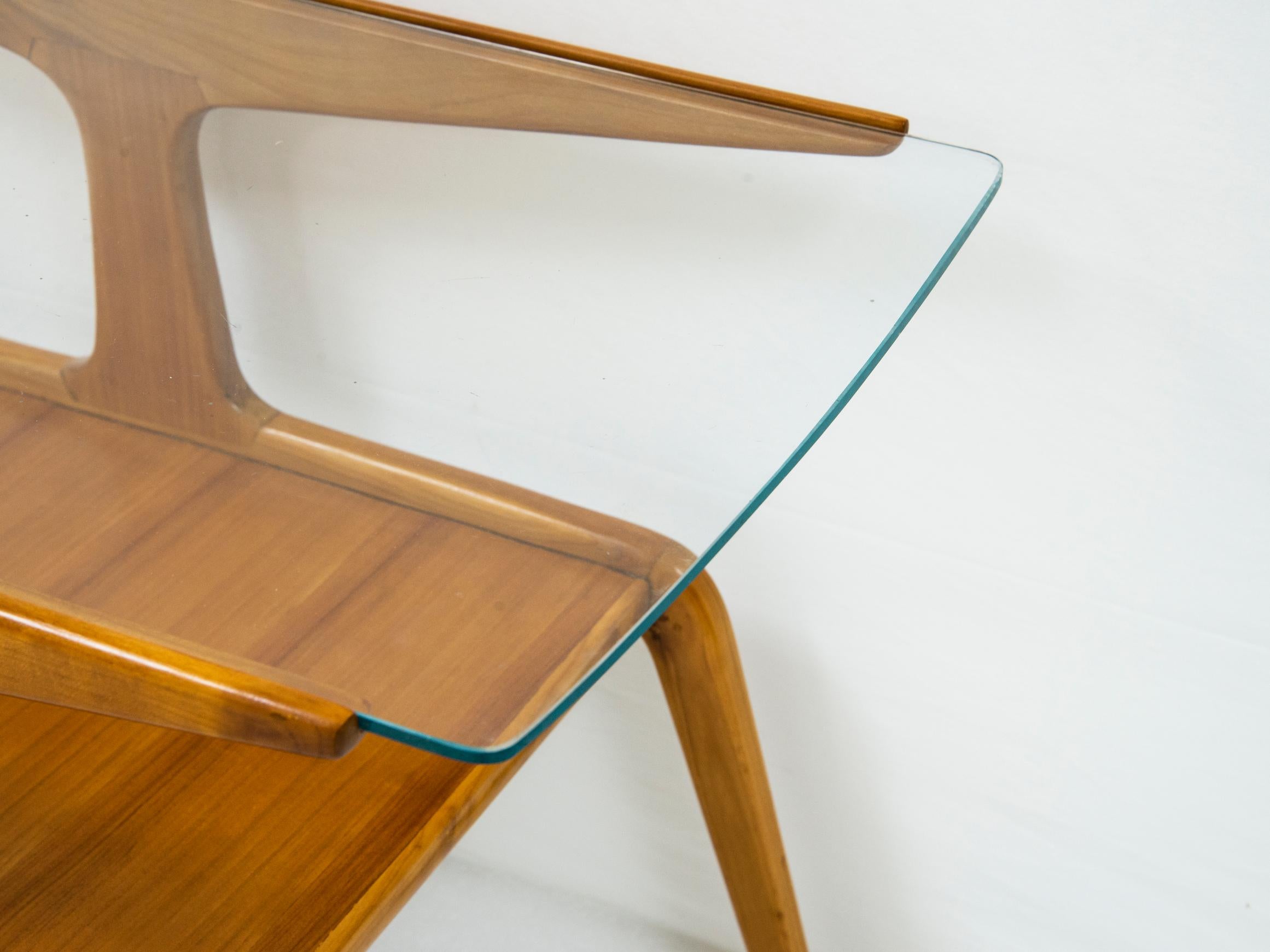 Gio Ponti, Side Table in Wood and Glass, circa 1950 In Good Condition For Sale In Paris, FR
