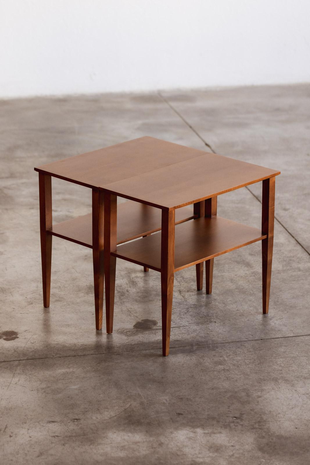 Bois Tables d'appoint Gio Ponti, 1950, ensemble de 2 en vente