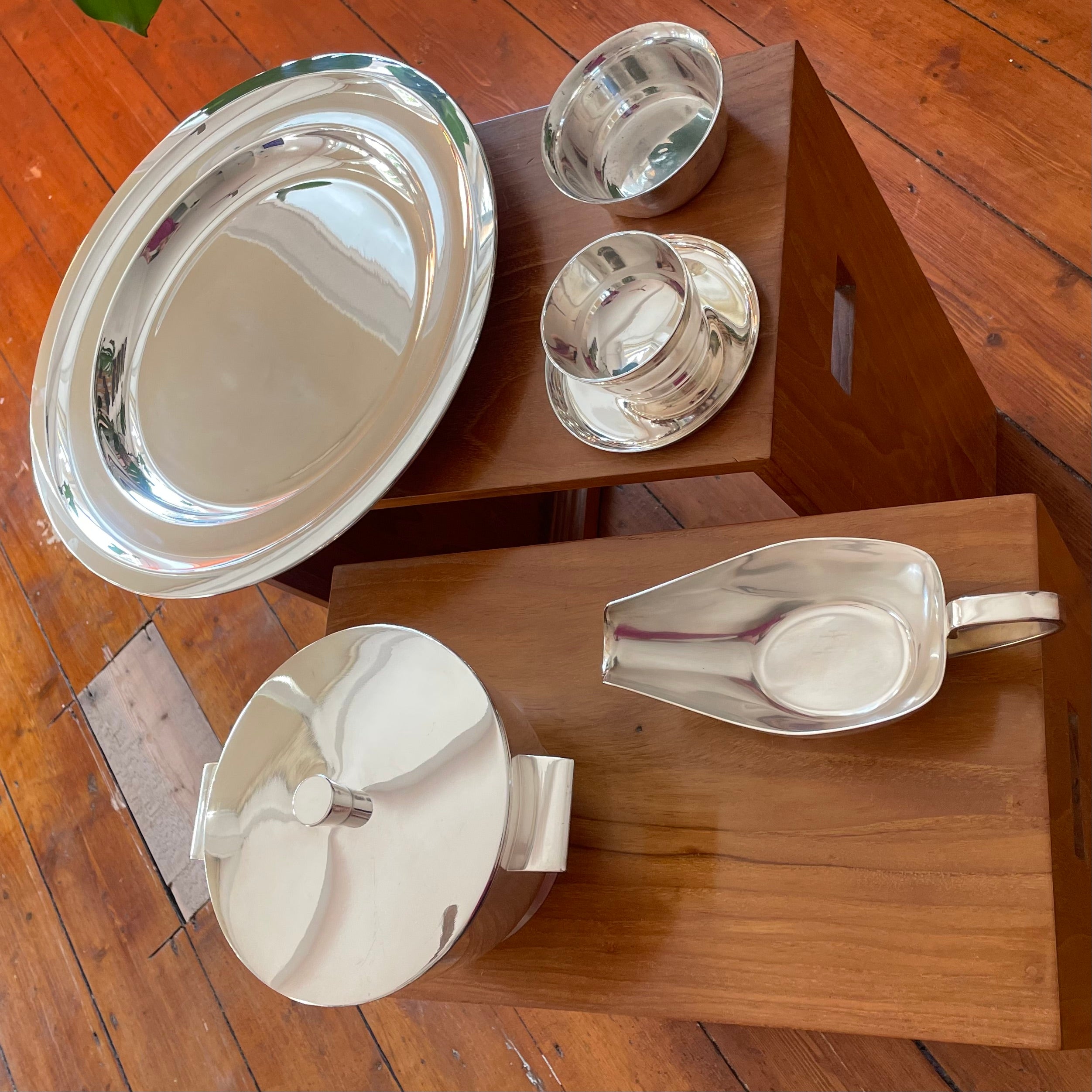 Gio Ponti Silver Plated Tureen, Sauce Boat, large Serving Dish and Bowls, Krupp For Sale 3