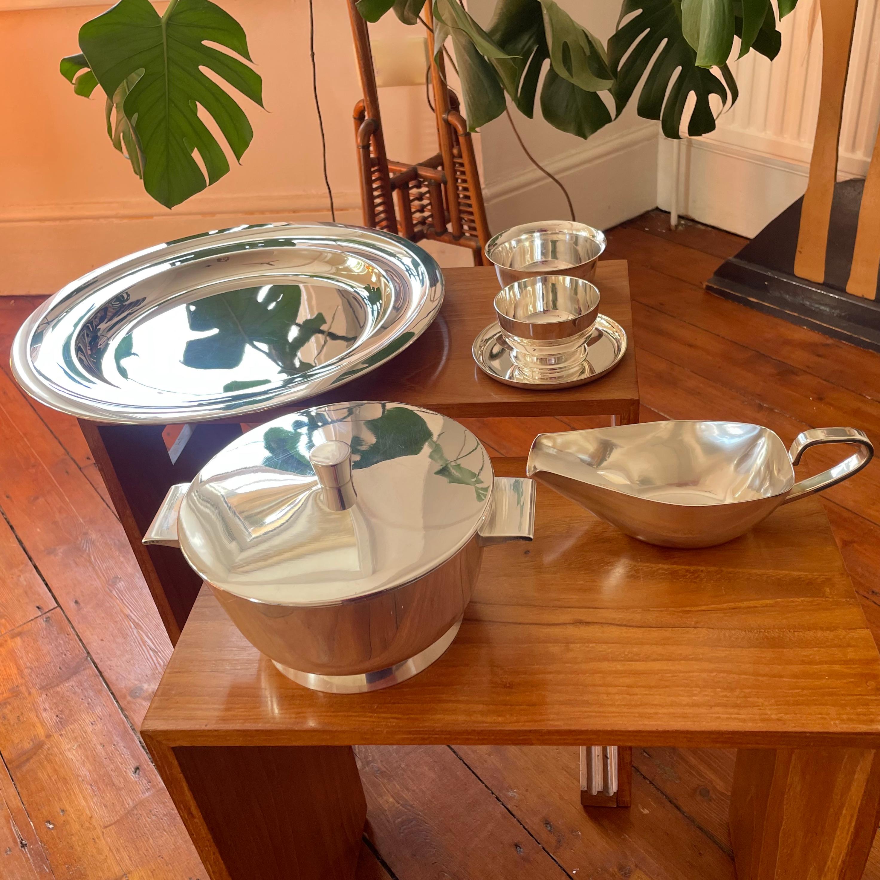 20th Century Gio Ponti Silver Plated Tureen, Sauce Boat, large Serving Dish and Bowls, Krupp For Sale
