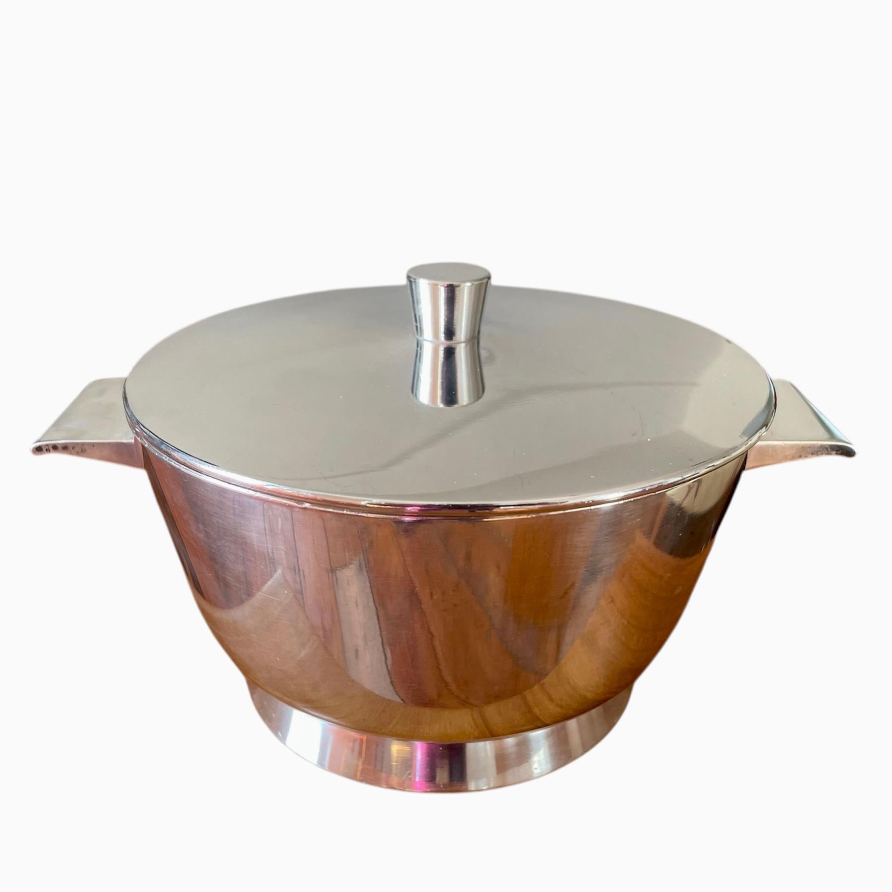 Metal Gio Ponti Silver Plated Tureen, Sauce Boat, large Serving Dish and Bowls, Krupp For Sale