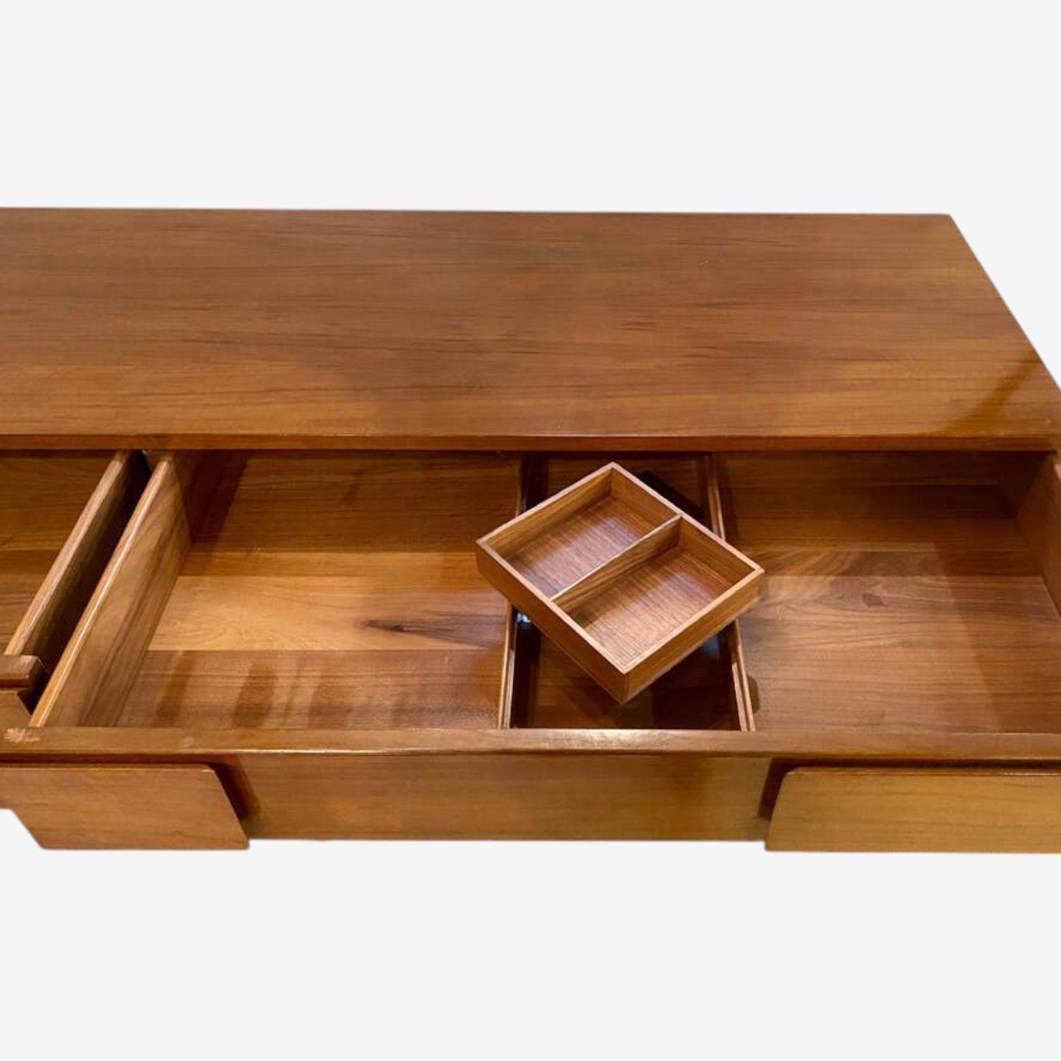 Gio Ponti, Singer & Sons, Italian Mid-Century Modern, Sculptural Dresser, Walnut For Sale 1