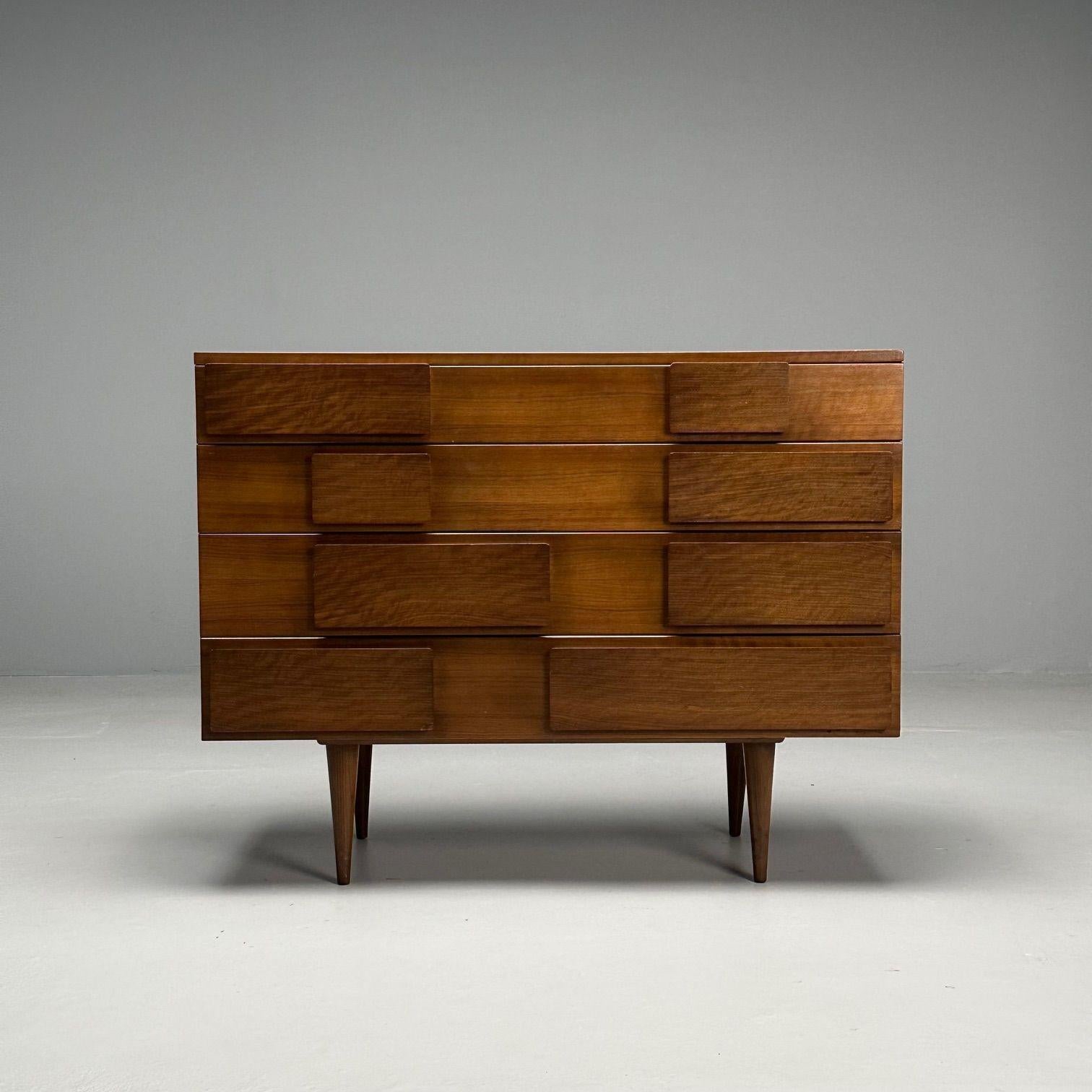 Gio Ponti, Singer & Sons, Italian Mid-Century Modern, Cabinet, Walnut, Labeled In Good Condition For Sale In Manhasset, NY